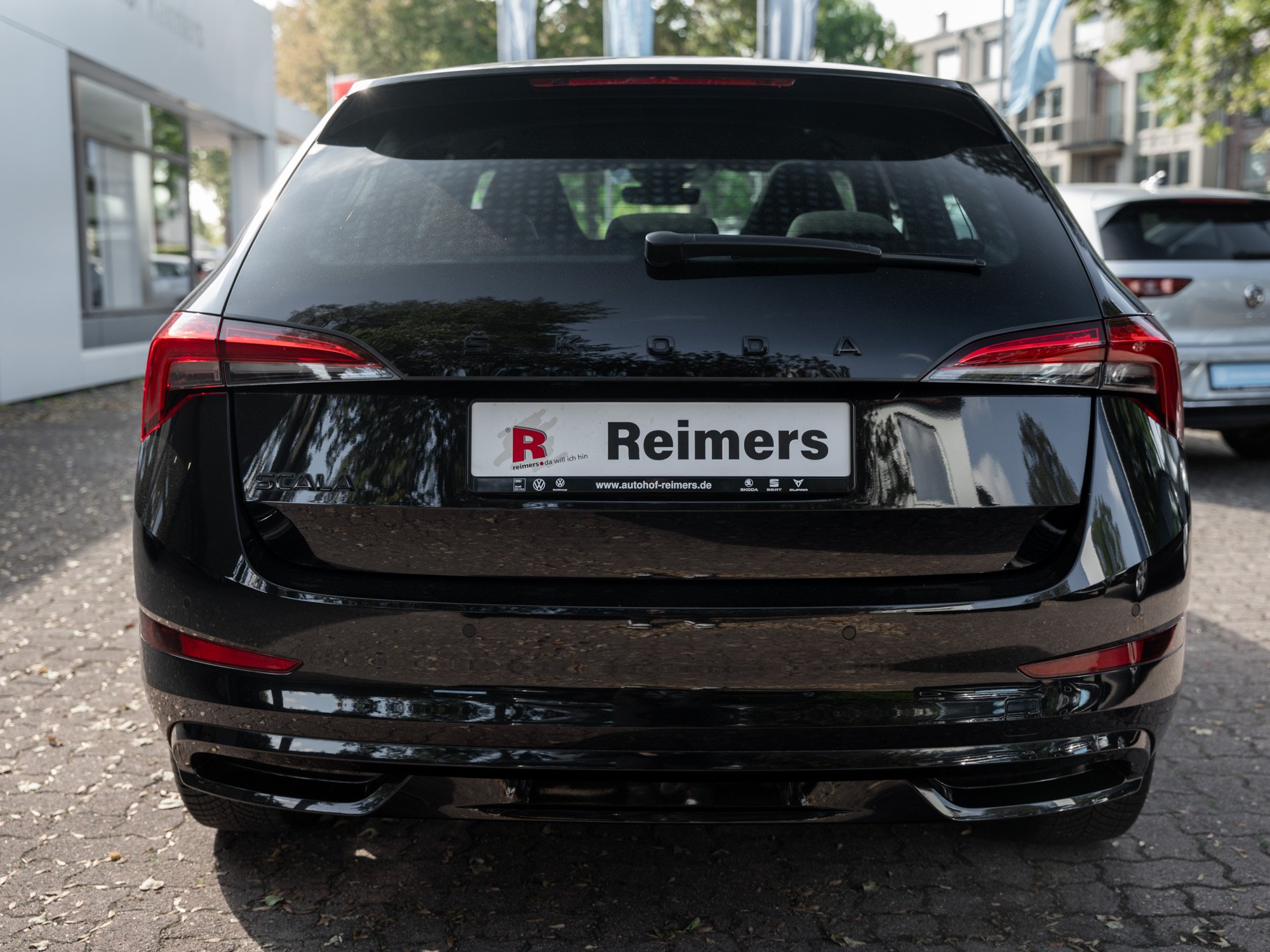 Skoda - SCALA MONTE CARLO 1.0 TSI 5-GANG Pano Pano LED_24