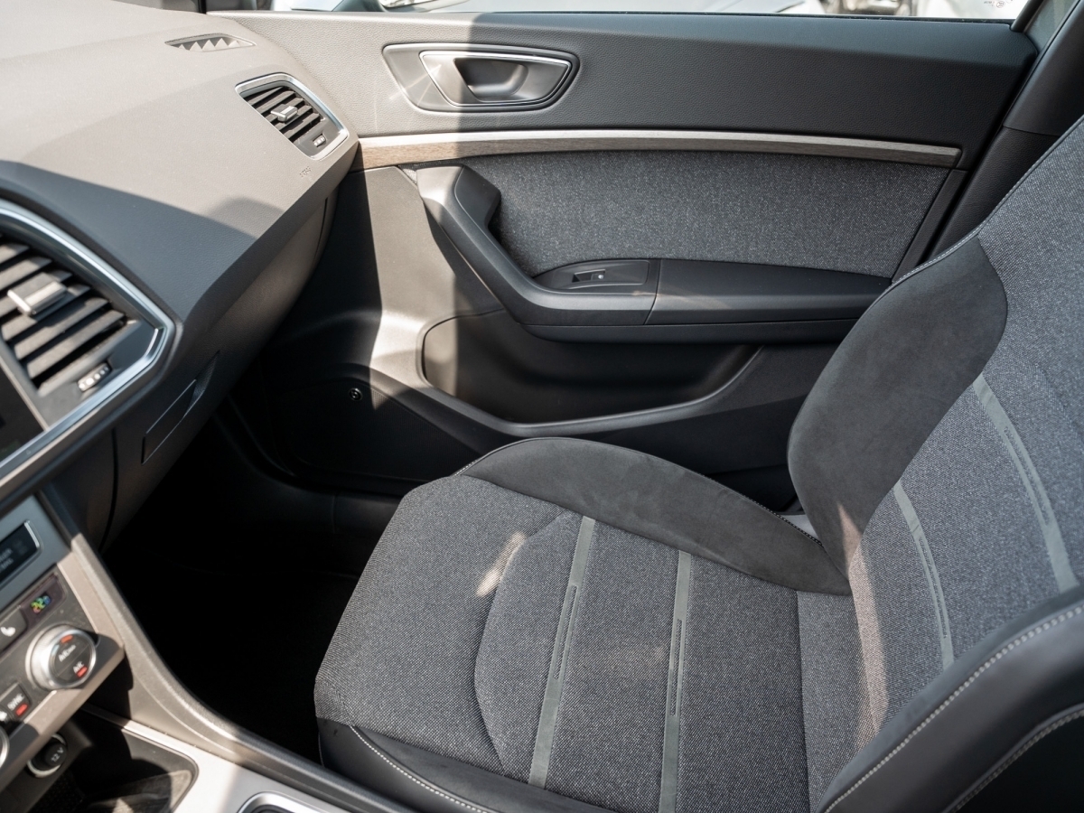 SEAT - ATECA XPERIENCE 2.0 TDI DSG FLA ACC SpurW LM_14