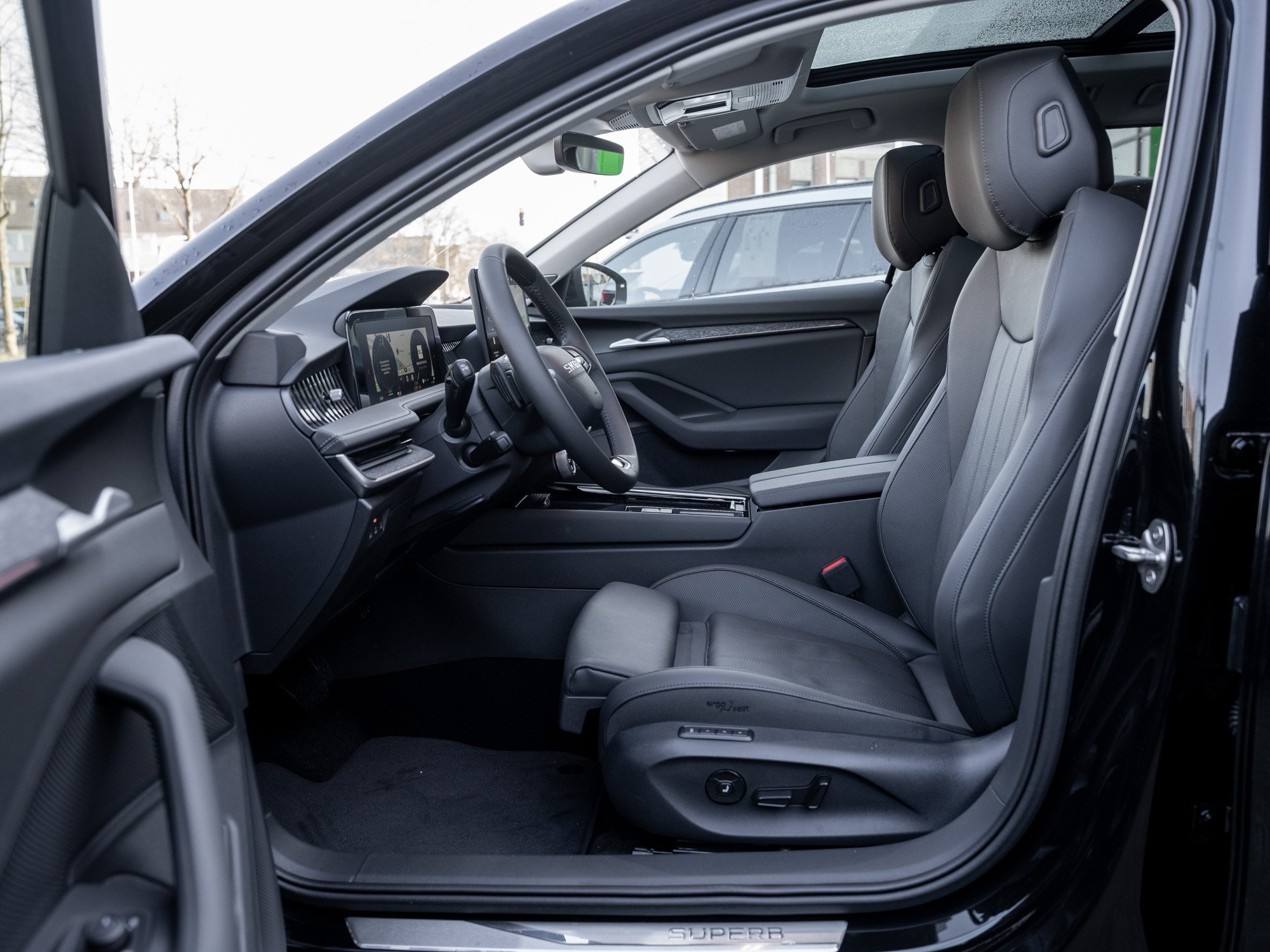 Skoda - Superb Combi 1.5 TSI iV W Selection AHK Kam. 360_28