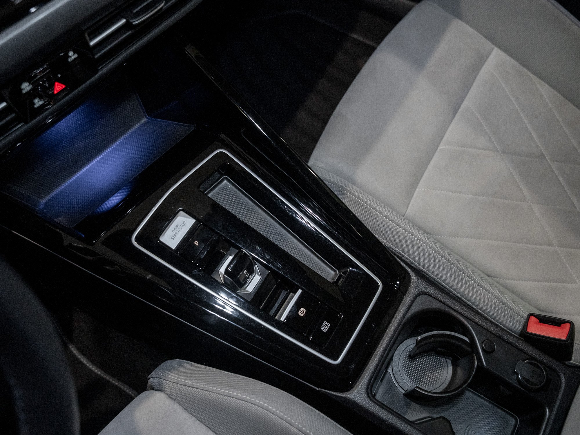 VW - Golf VIII Variant 1.5 eTSI  Mild hybrid Style_11