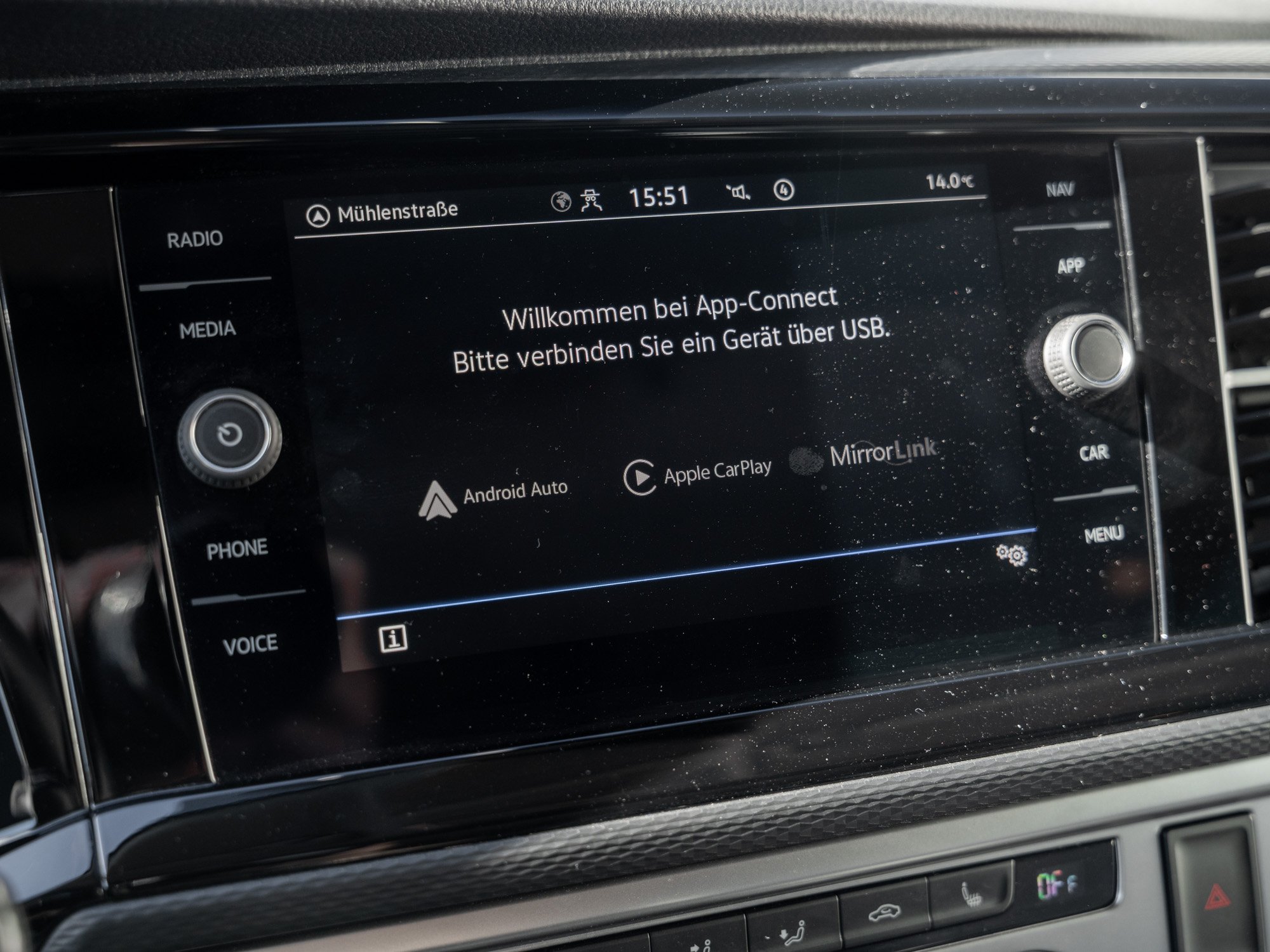 VW - T6.1 California Beach AIFSTELLDACH+STANDH+LED_7