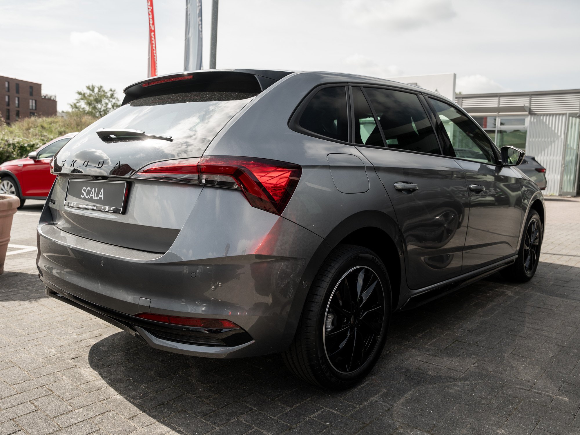 Skoda - Scala Monte Carlo 1.5 TSI DSG ACC Pano SpurH AHK_25