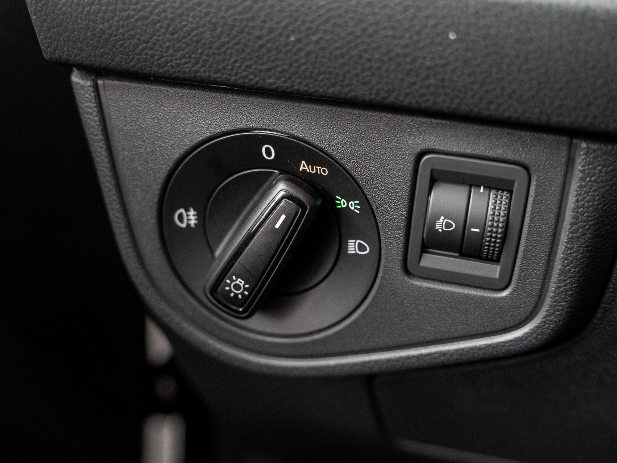 VW - Taigo Life 1.5 l TSI OPF Goal SHZ ACC GJ-Reifen_16