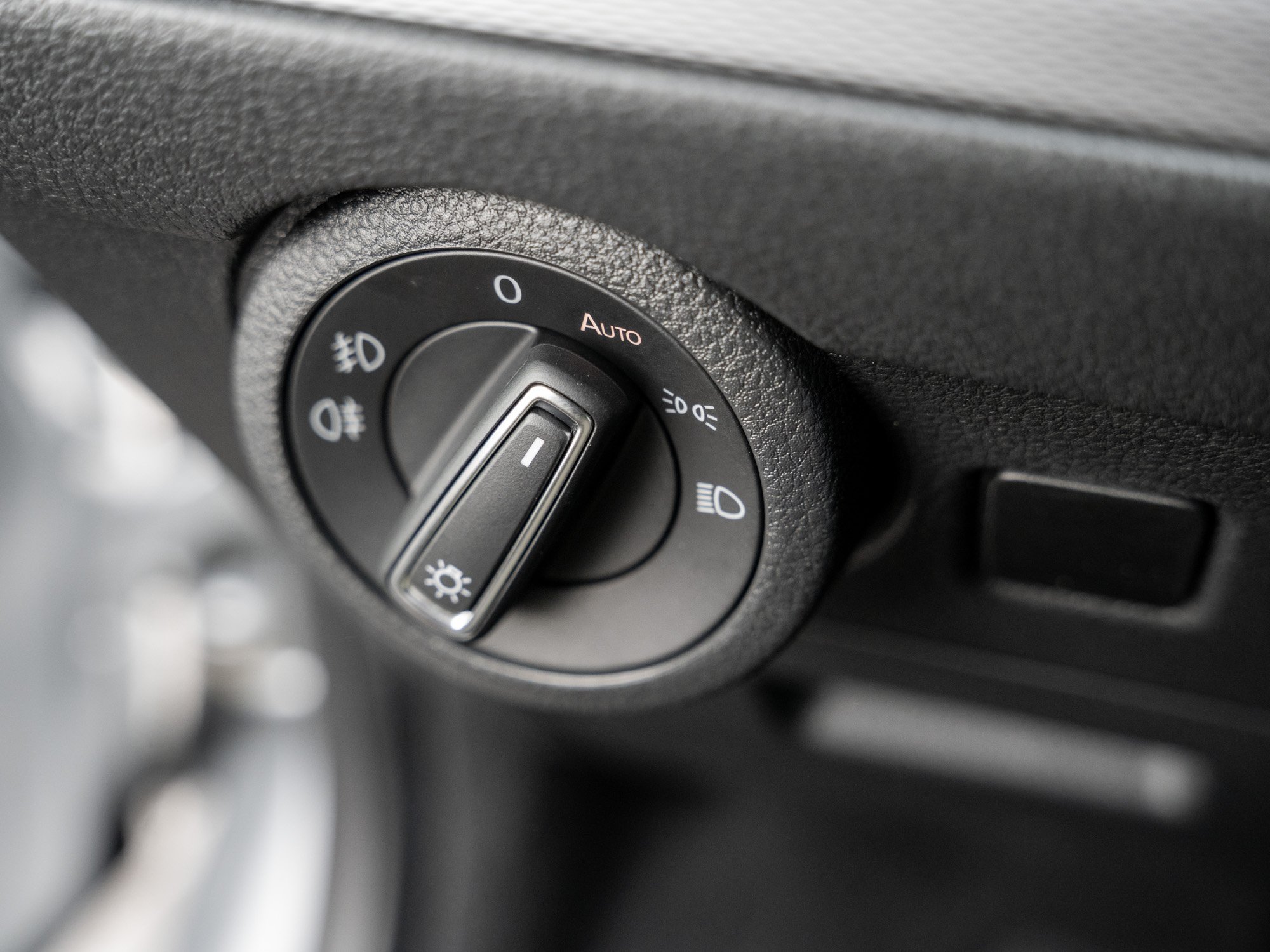 VW - T6.1 Multivan Comfortline   Comf.KR150 TDIAU7 LM_13