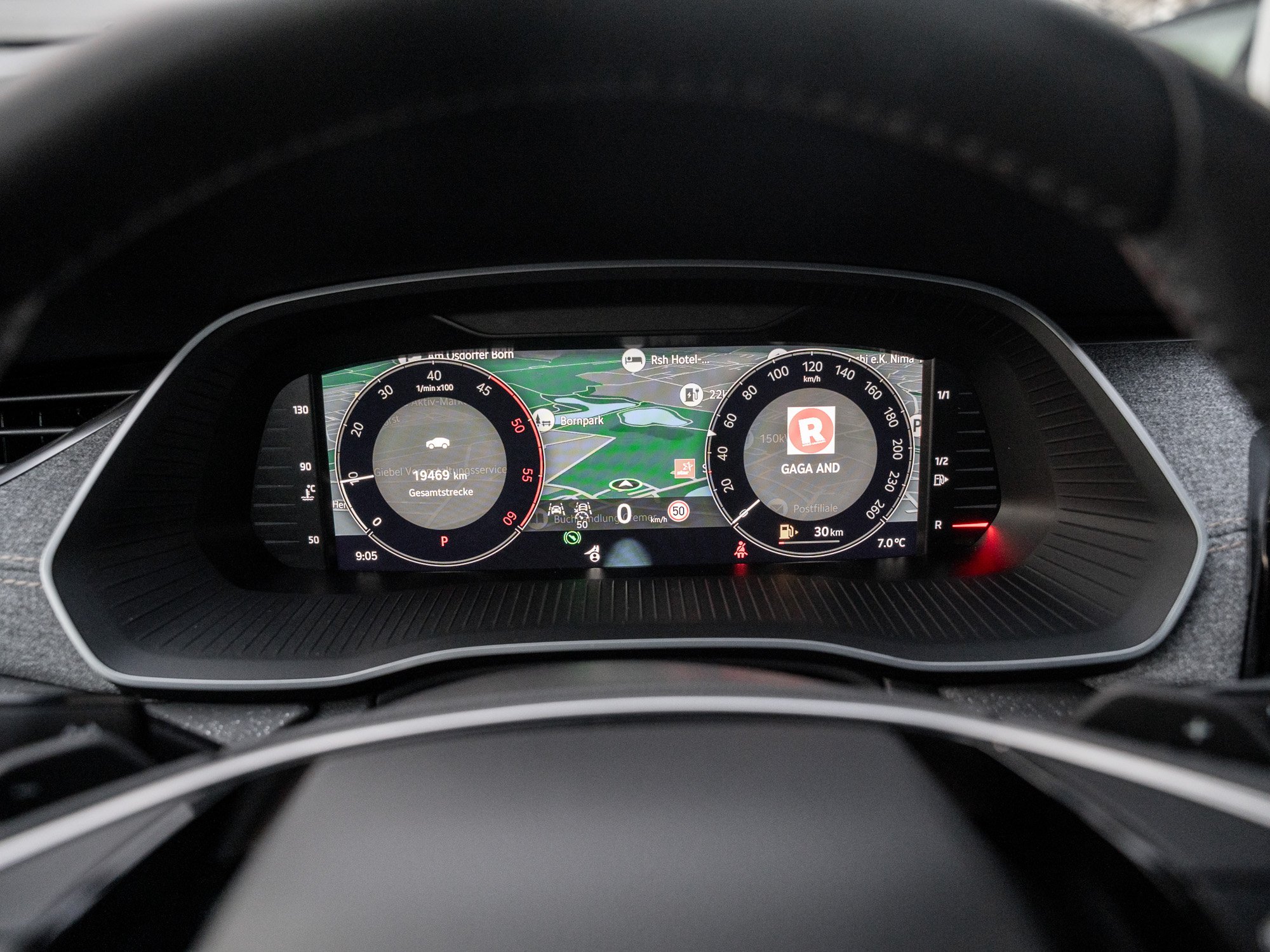 Skoda - OCTAVIA C. TOUR 2.0 TDI DSG AHK Navi Pano 360 SD_16