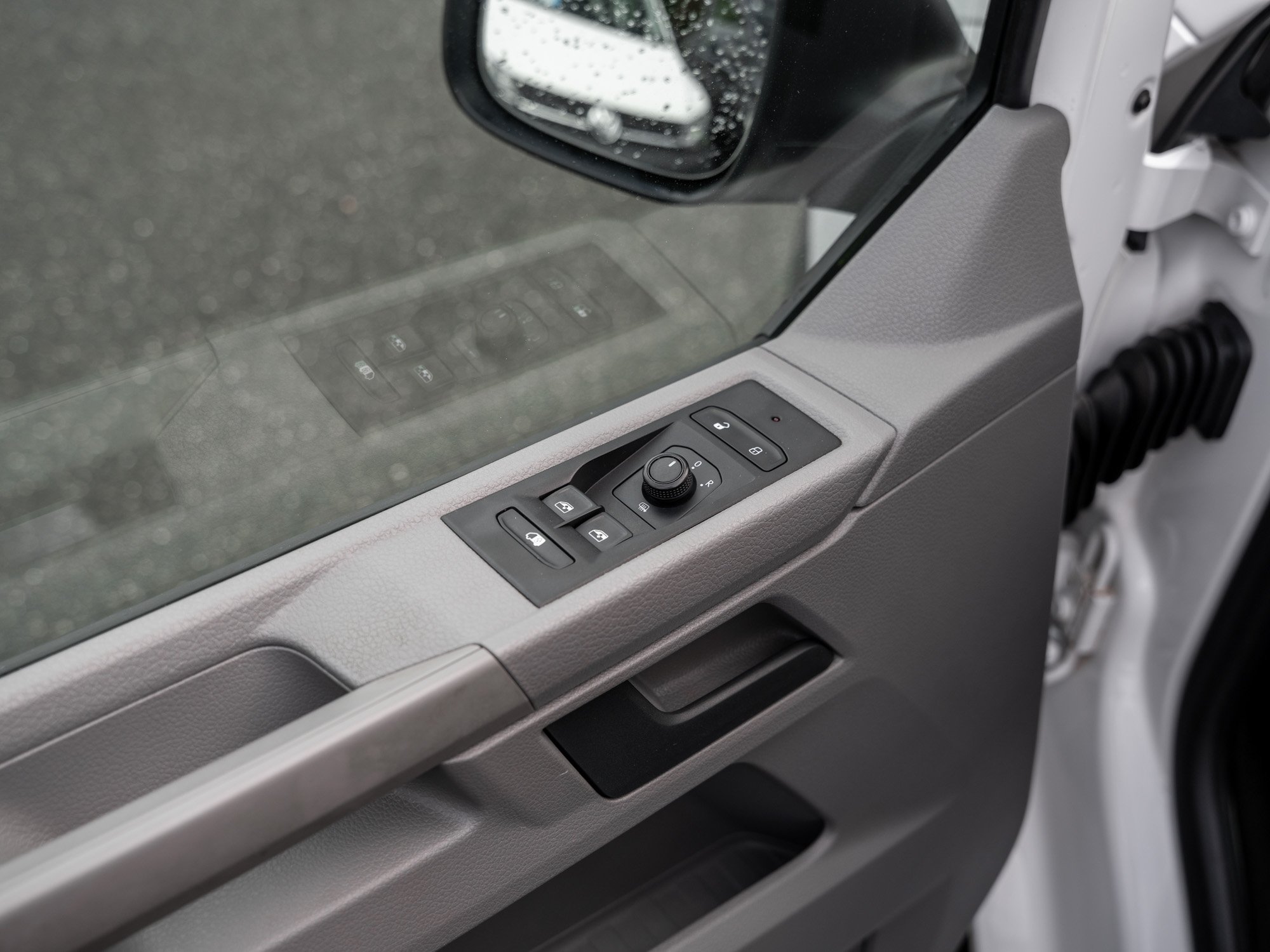 VW - T6.1 Transporter Kasten kurzer Radstand AHK Kam._11