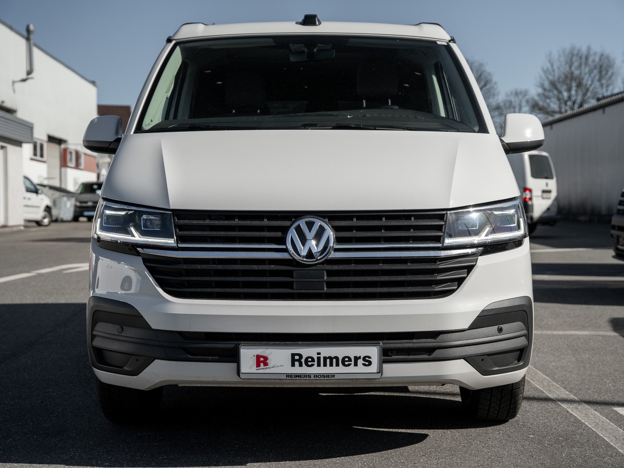 VW - T6.1 California Beach AIFSTELLDACH+STANDH+LED_23