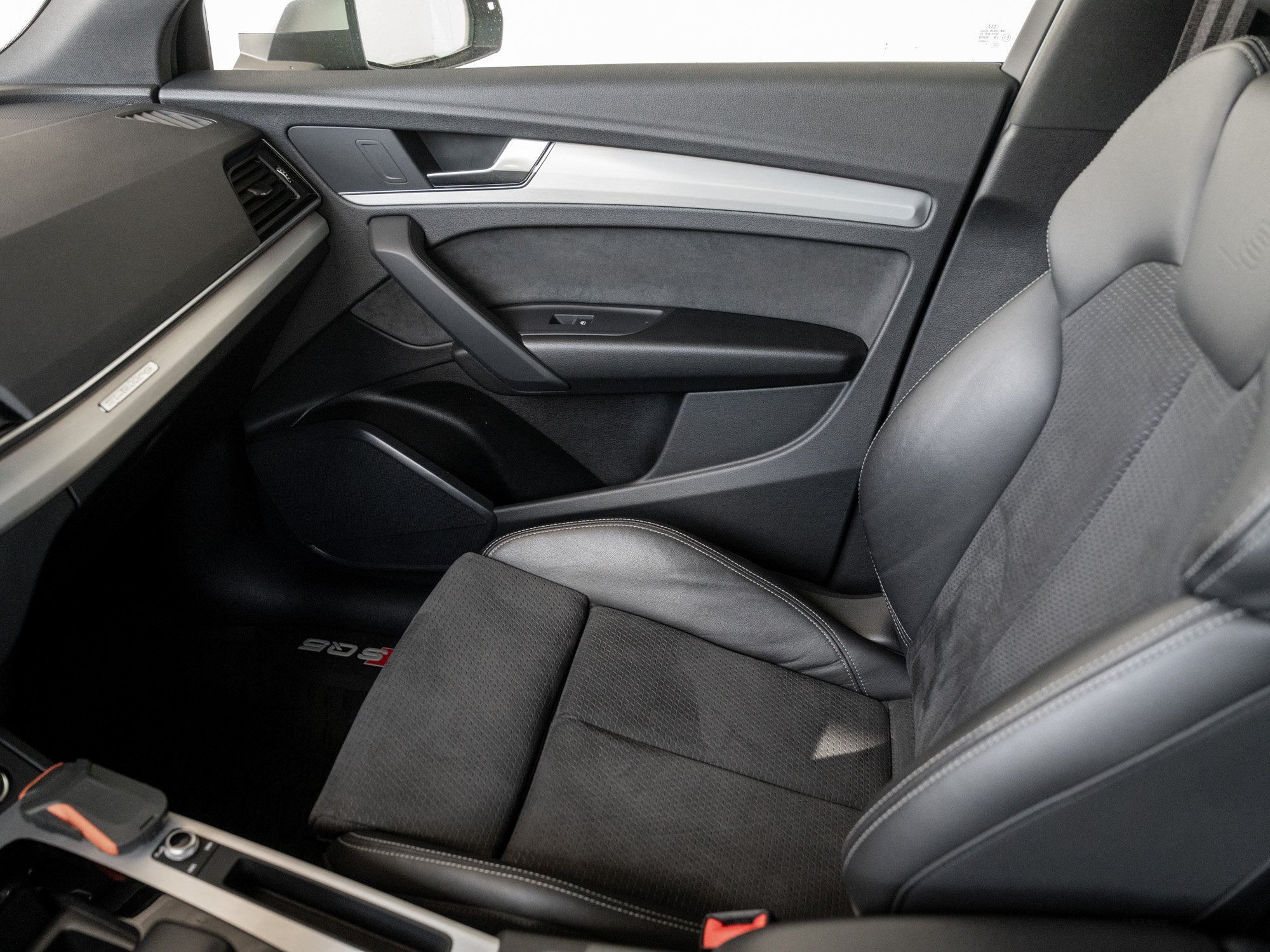Audi - SQ5 3.0 TDI quattro basis Pano Kam. Navi Pano LM_13