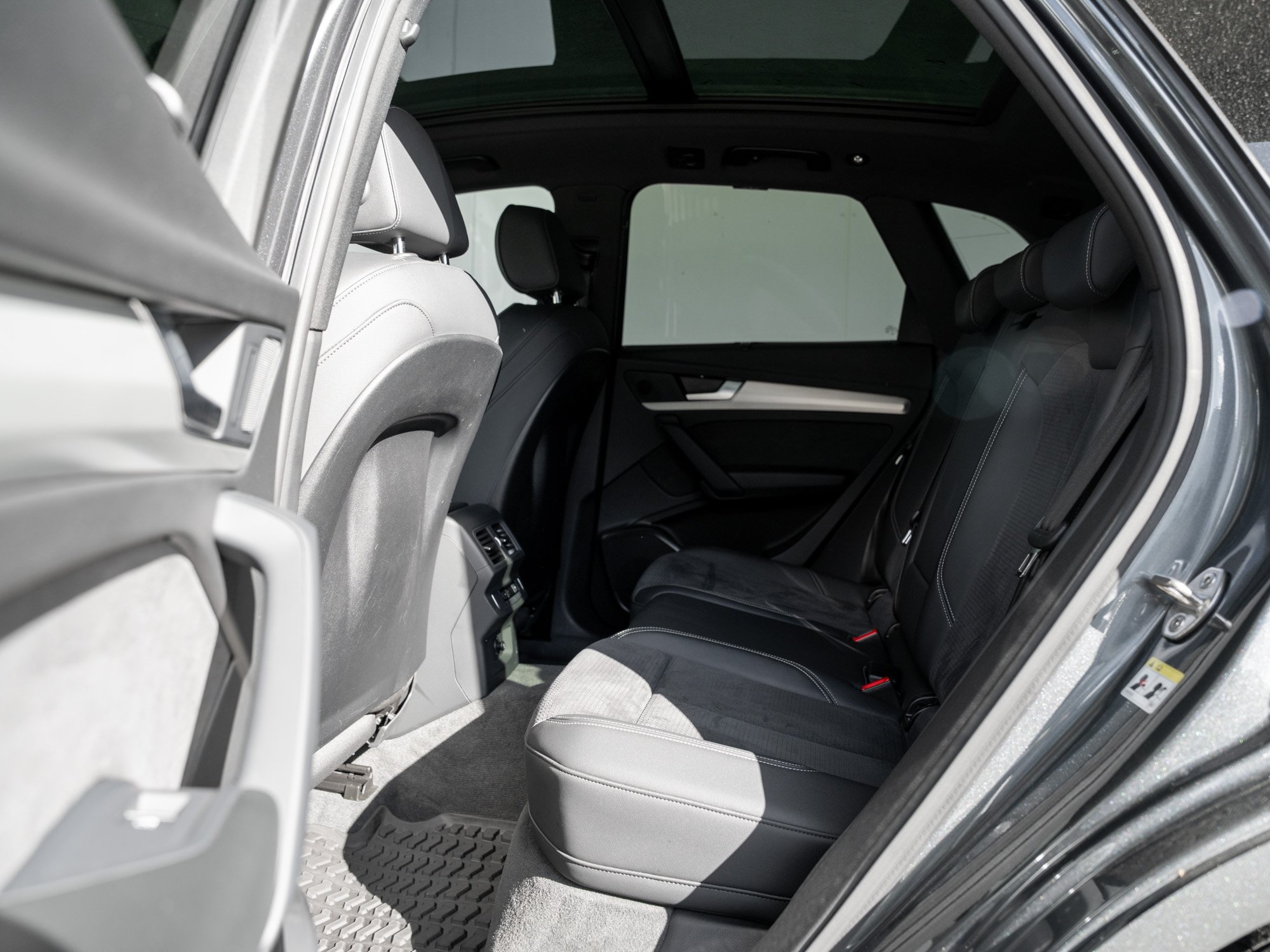 Audi - SQ5 3.0 TDI quattro basis Pano Kam. Navi Pano LM_29