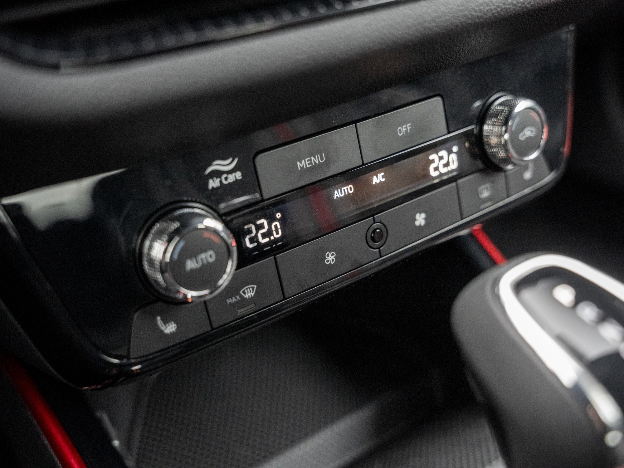 Skoda - FABIA MONTE CARLO 1.5 TSI DSG Kam. Navi Virtual_9