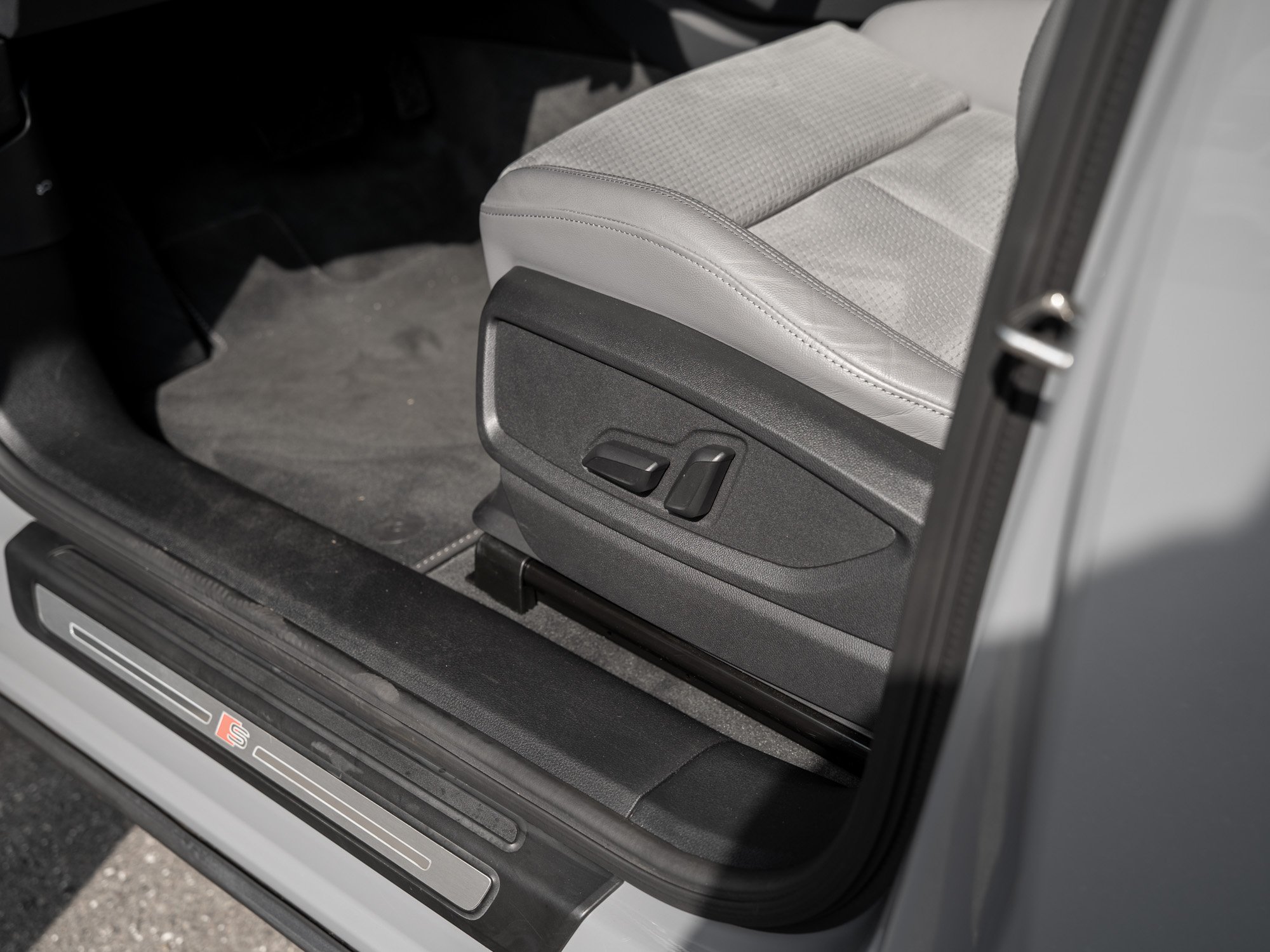 Audi - Q5 55 2.0 TFSI e quattro S line 55 TFSI e quattro S line_21