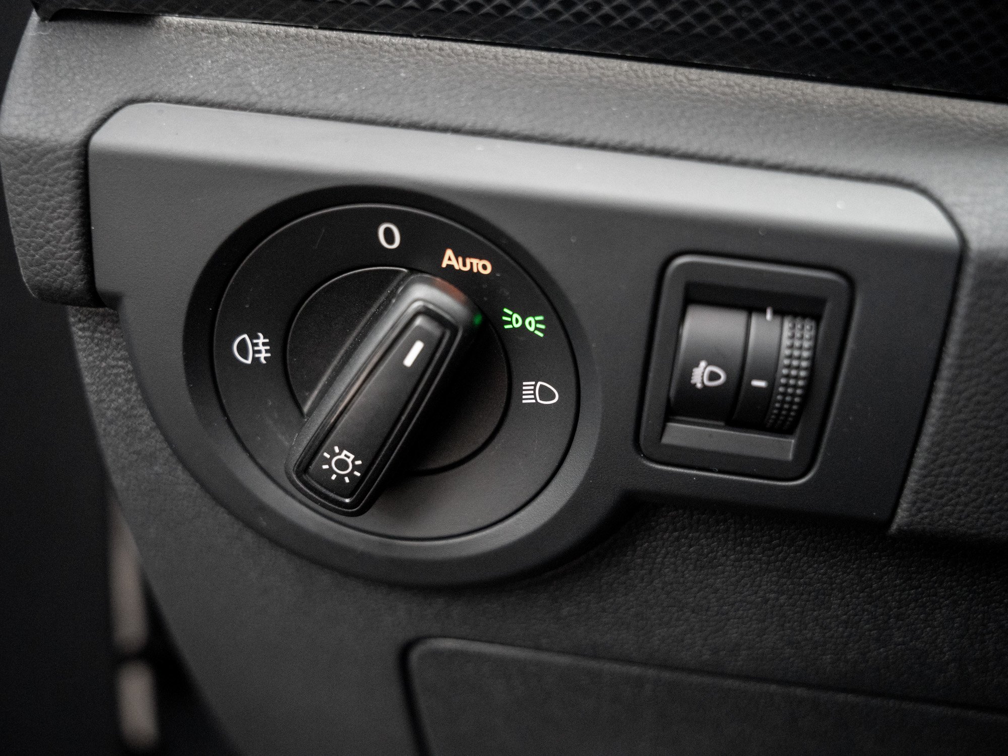 VW - T-Cross 1.0 TSI GOAL AHK Virtual ACC DynLicht LM_19