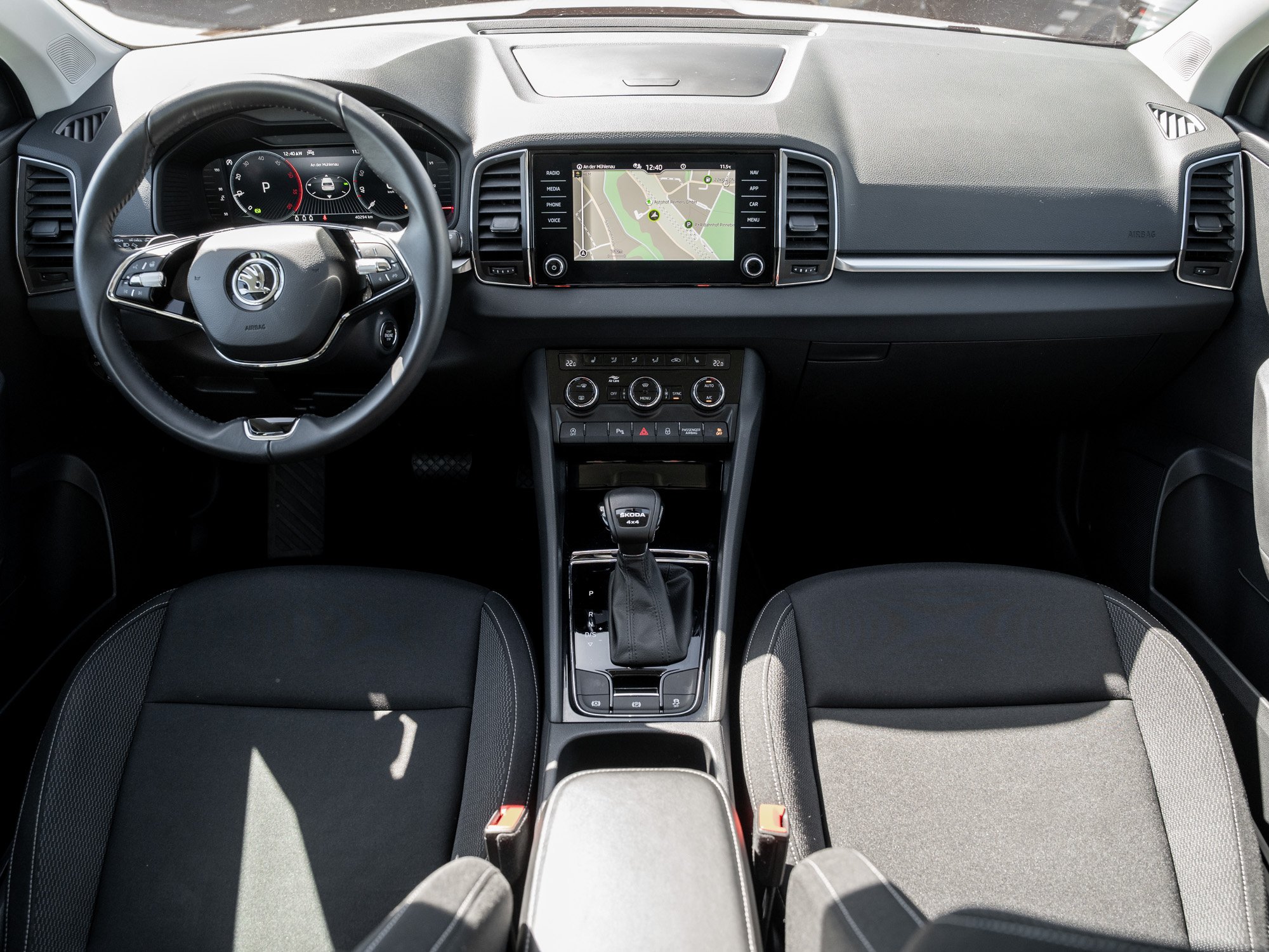 Skoda - KAROQ AMBITION 2.0 TDI DSG 4X4 Kam. Navi Virtual_2