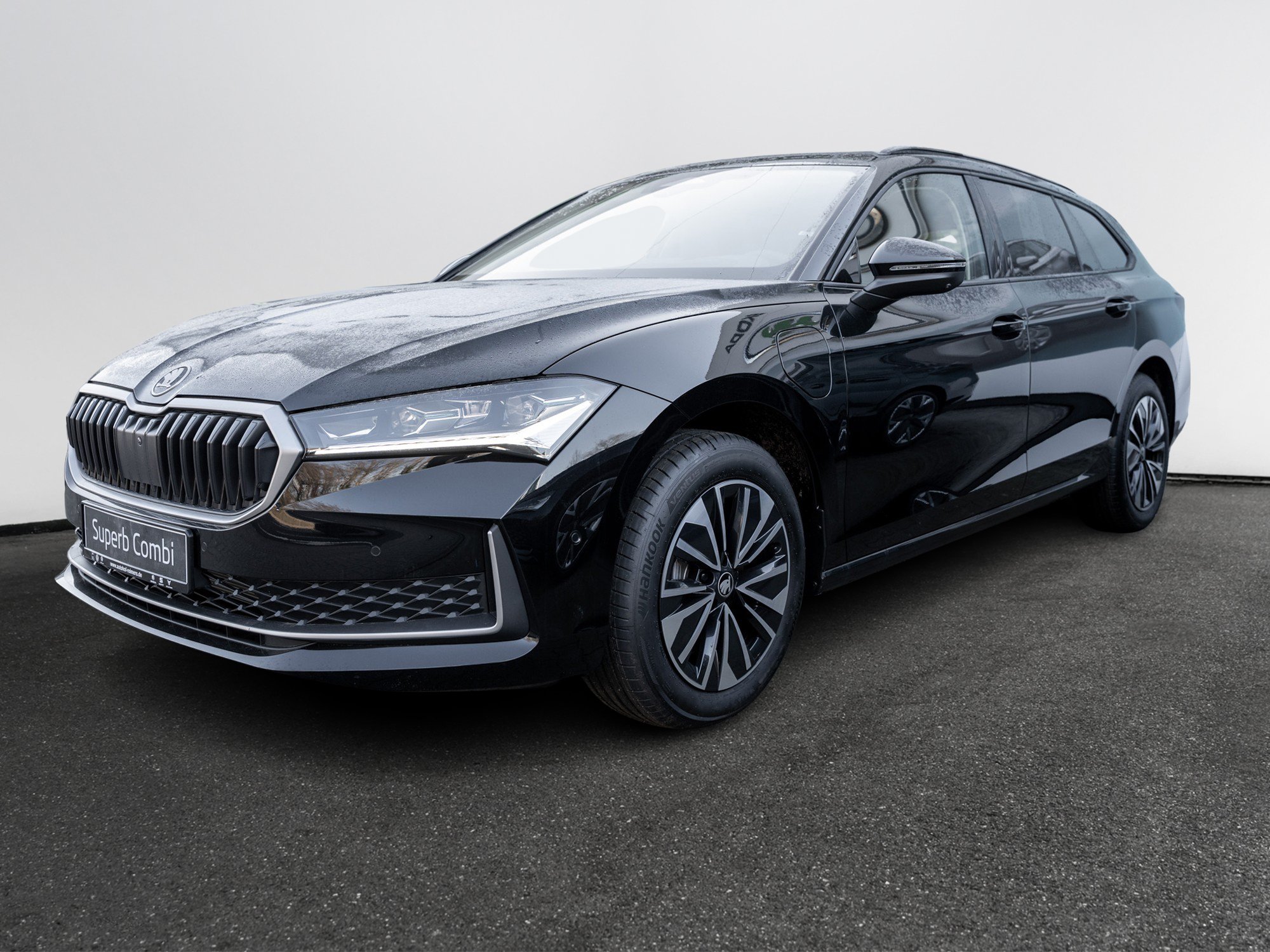 Skoda - Superb Combi 1.5 TSI iV W Selection AHK Kam. 360_12