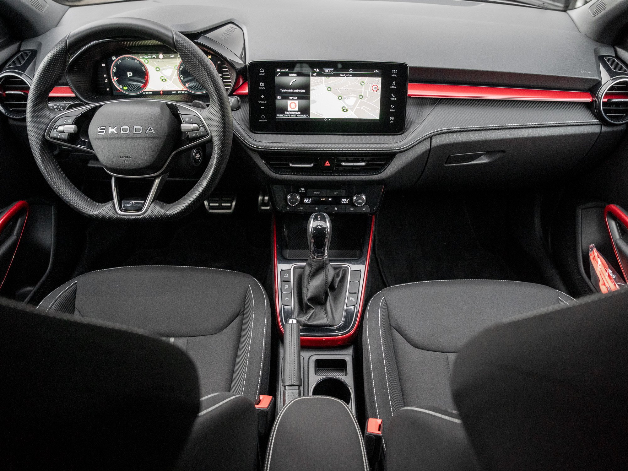 Skoda - FABIA MONTE CARLO 1.5 TSI DSG Kam. Navi Virtual_30