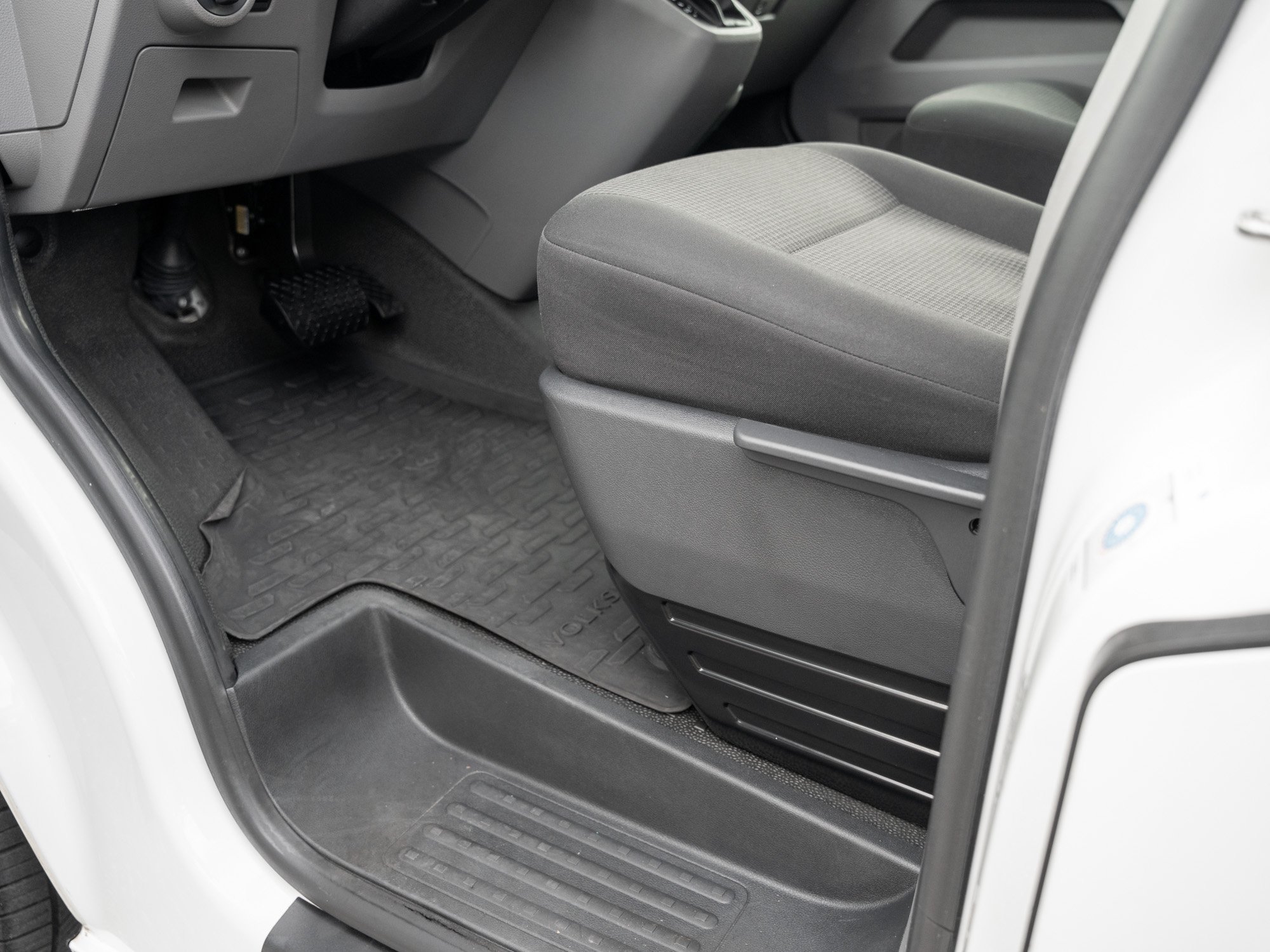 VW - T6.1 Kasten LR 2.0TDI DSG+NAVI+KLIMA+3.2t zGG_16