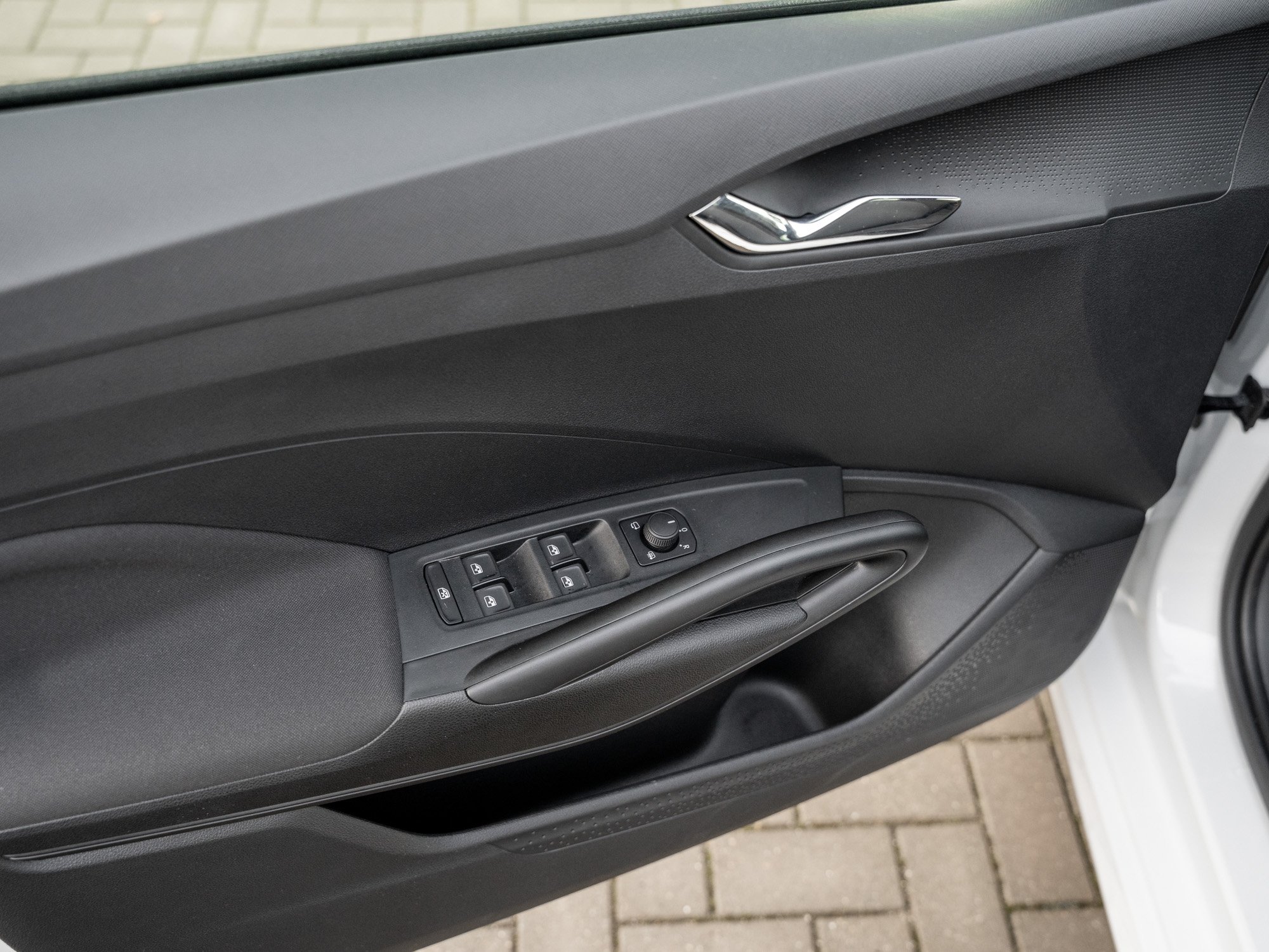 Skoda - FABIA TOUR 1.0 TSI DSG Kam. Navi Virtual ACC LED_17