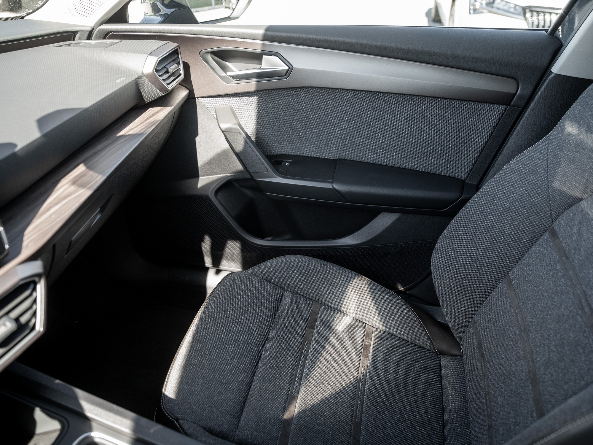Seat - Leon ST Navi Sportp. Virtual ACC DynLicht LED_11