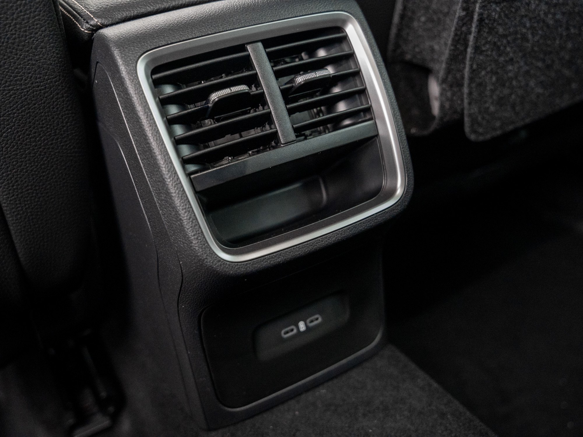 Skoda - Octavia Combi Balance 1.5 TSI mHEV AHK Navi_30