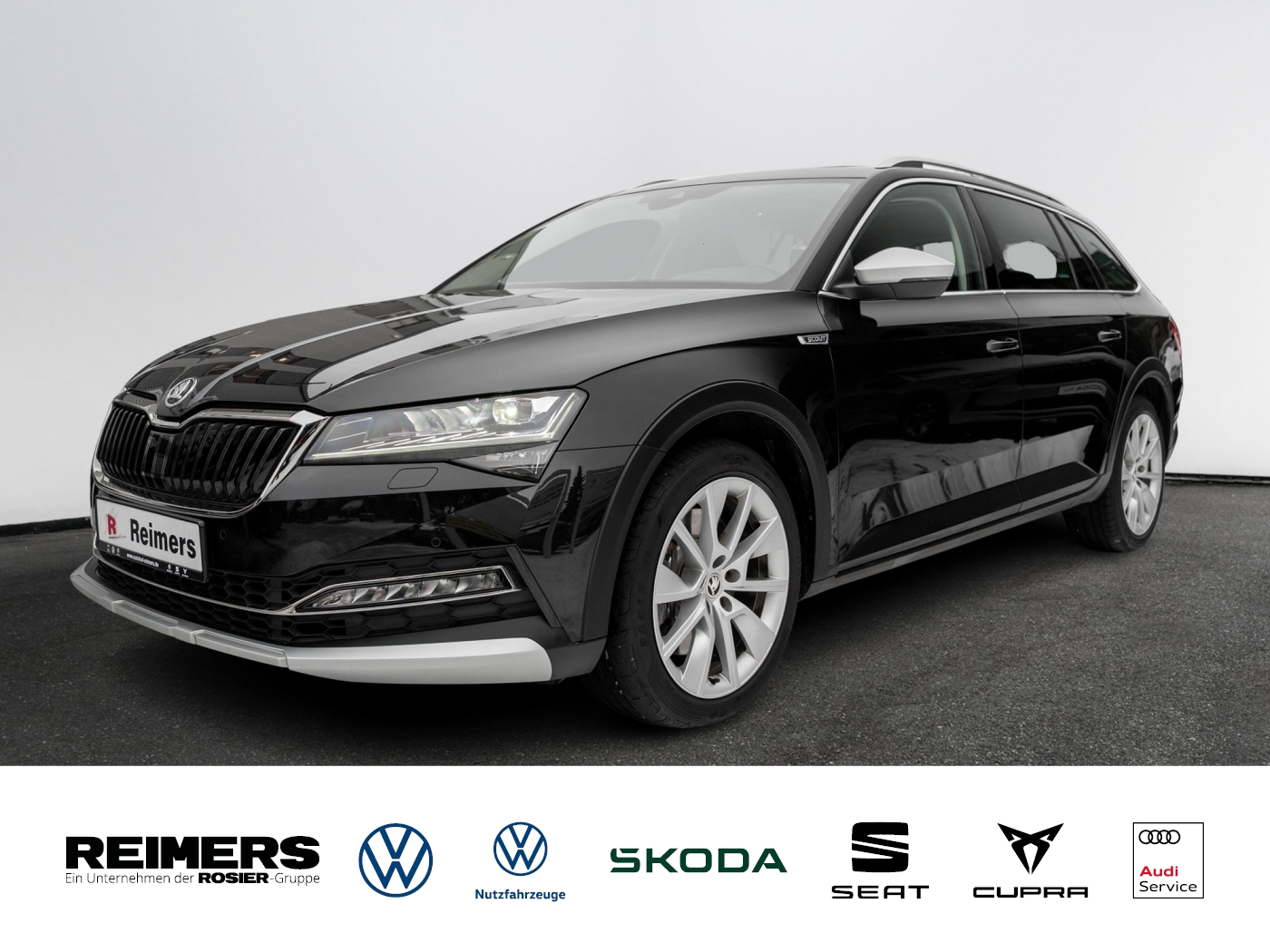 Skoda - SUPERB C. SCOUT 2.0 TSI DSG 4X4 AHK Kam. Pano LM_1