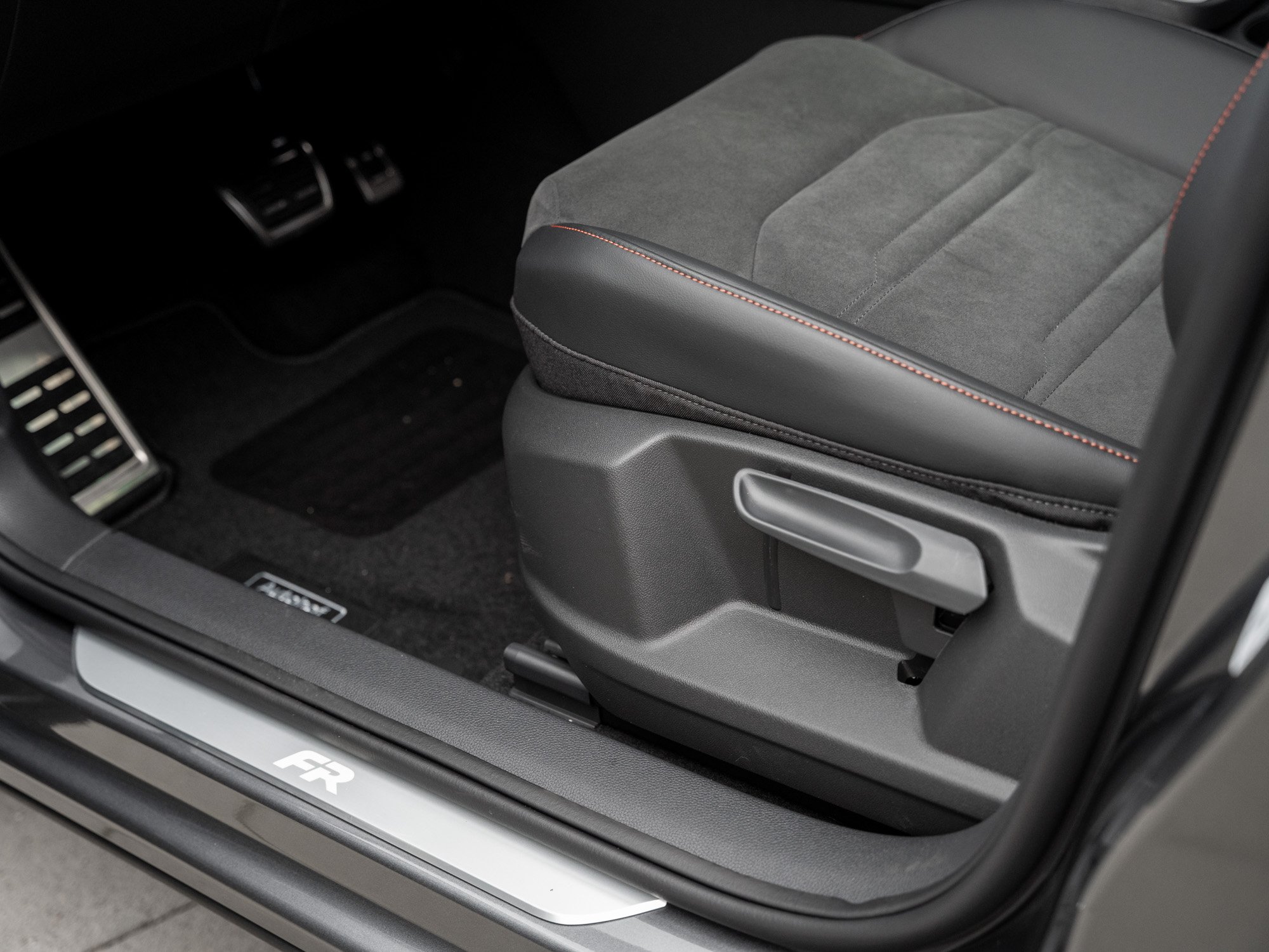 Seat - Ateca 1.5 TSI ACT FR Kam. Navi Sportp. Virtual_21