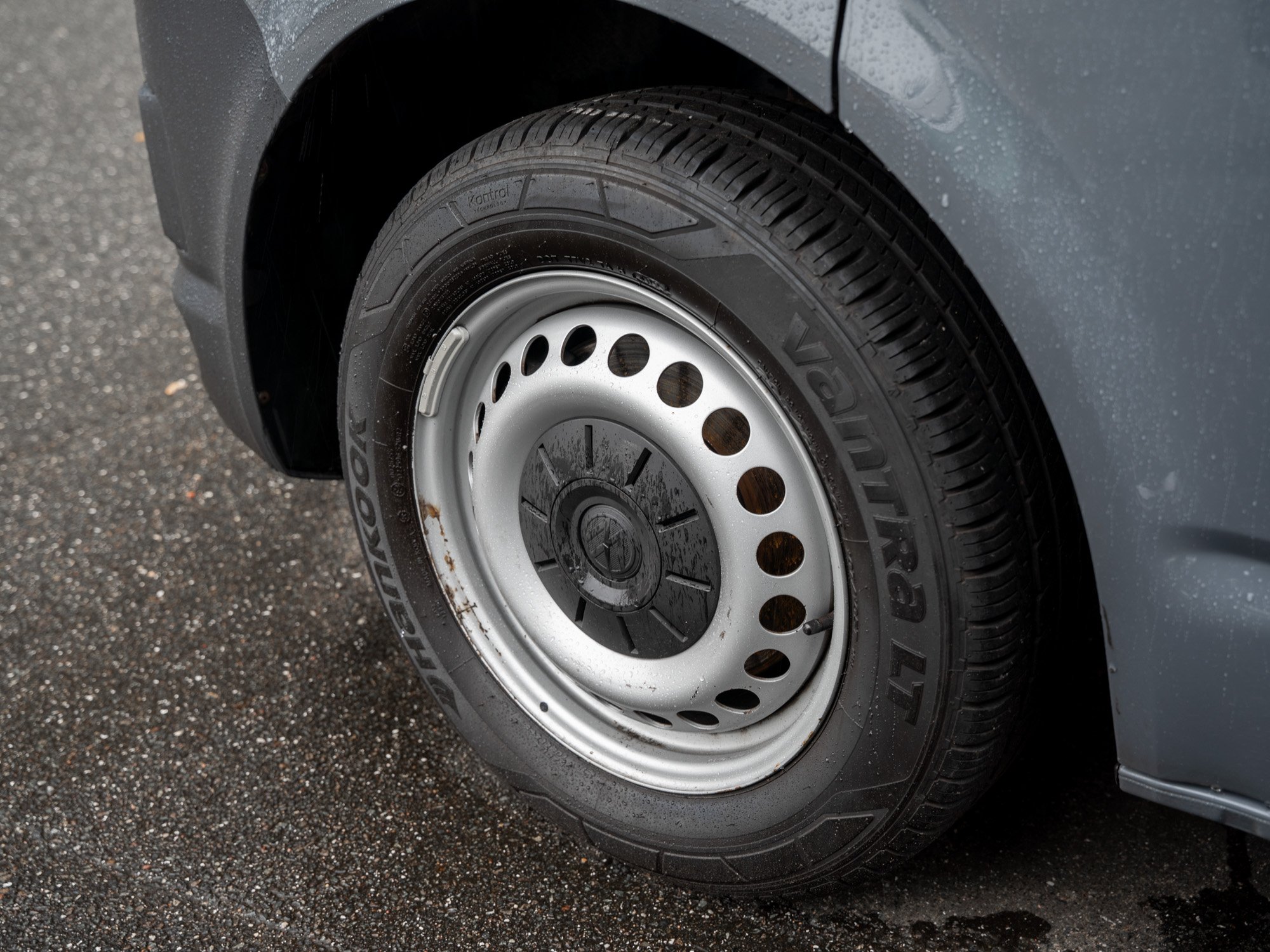 VW - Crafter 2.0 TDI 4MOTION Kasten 35 mittellang AHK_15