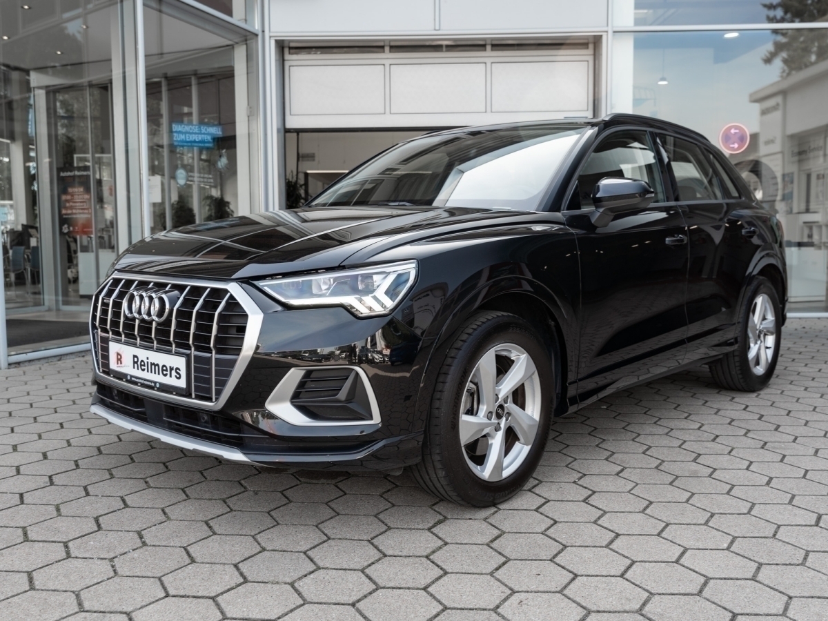 Audi Q3 40TFSI QUATTRO LED KAM NAVI VC SIDE LANE ACC