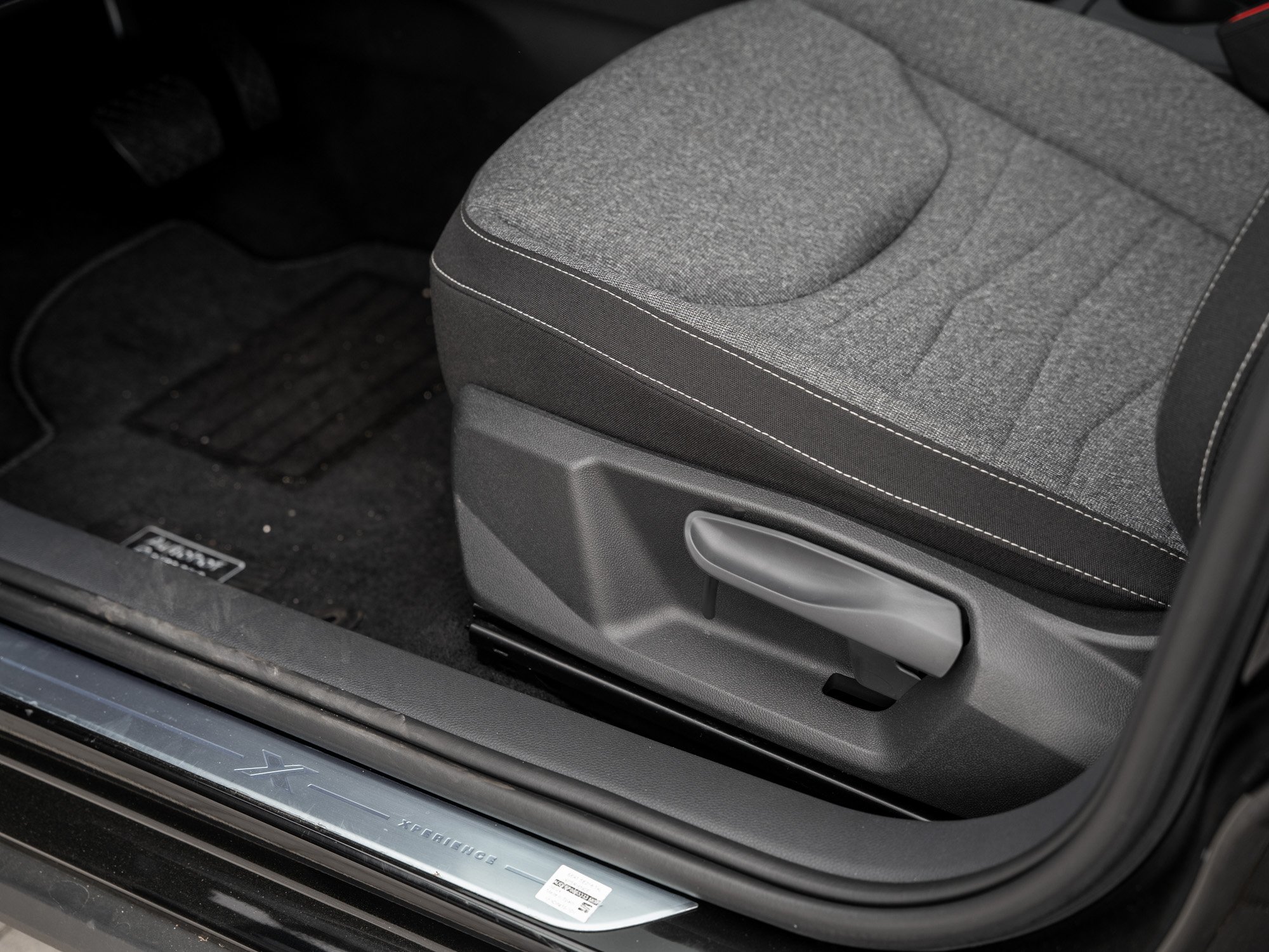 Seat - ARONA XPERIENCE 1.0 TSI DSG Kam. Navi Virtual LM_17