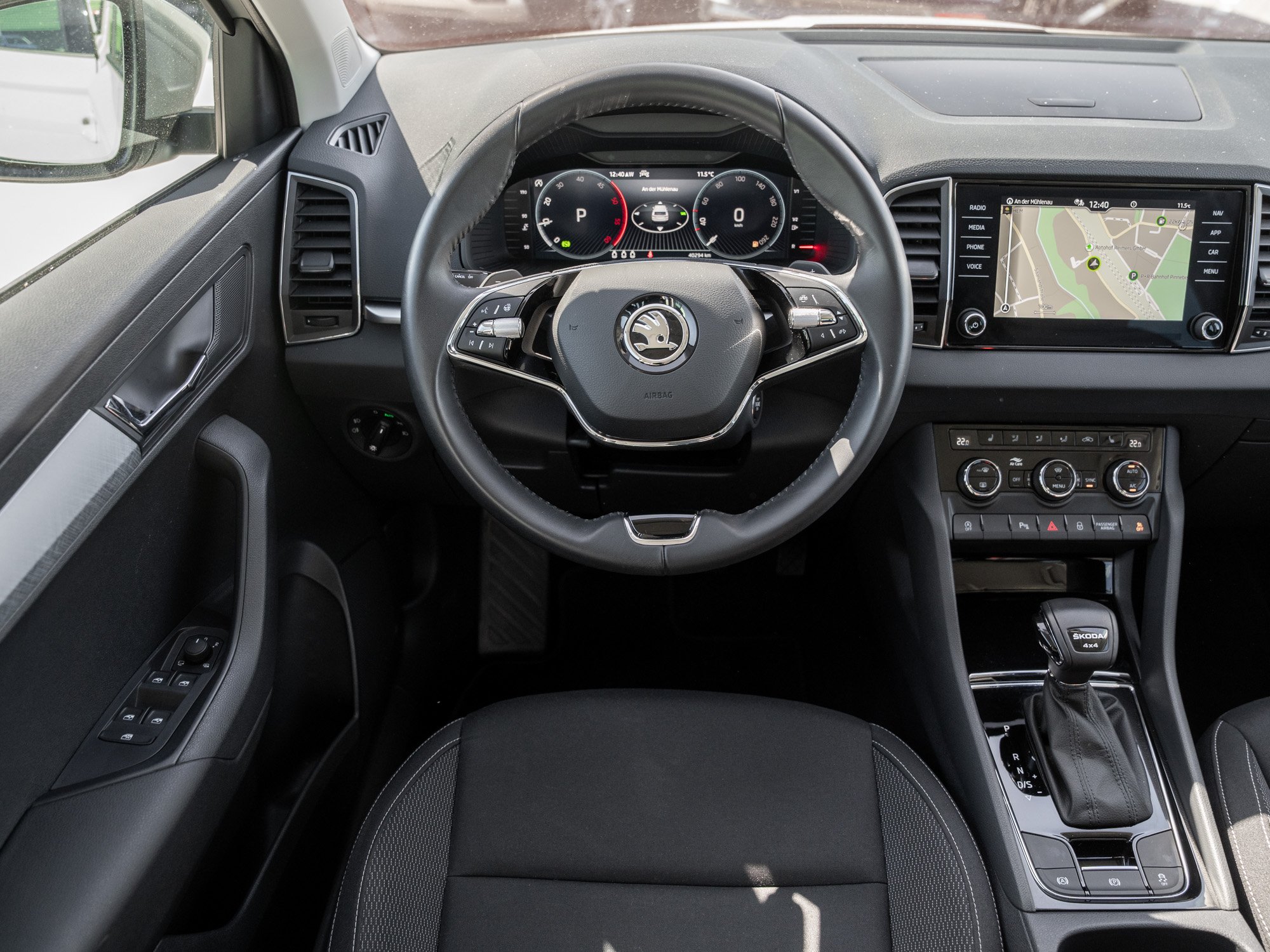 Skoda - KAROQ AMBITION 2.0 TDI DSG 4X4 Kam. Navi Virtual_3
