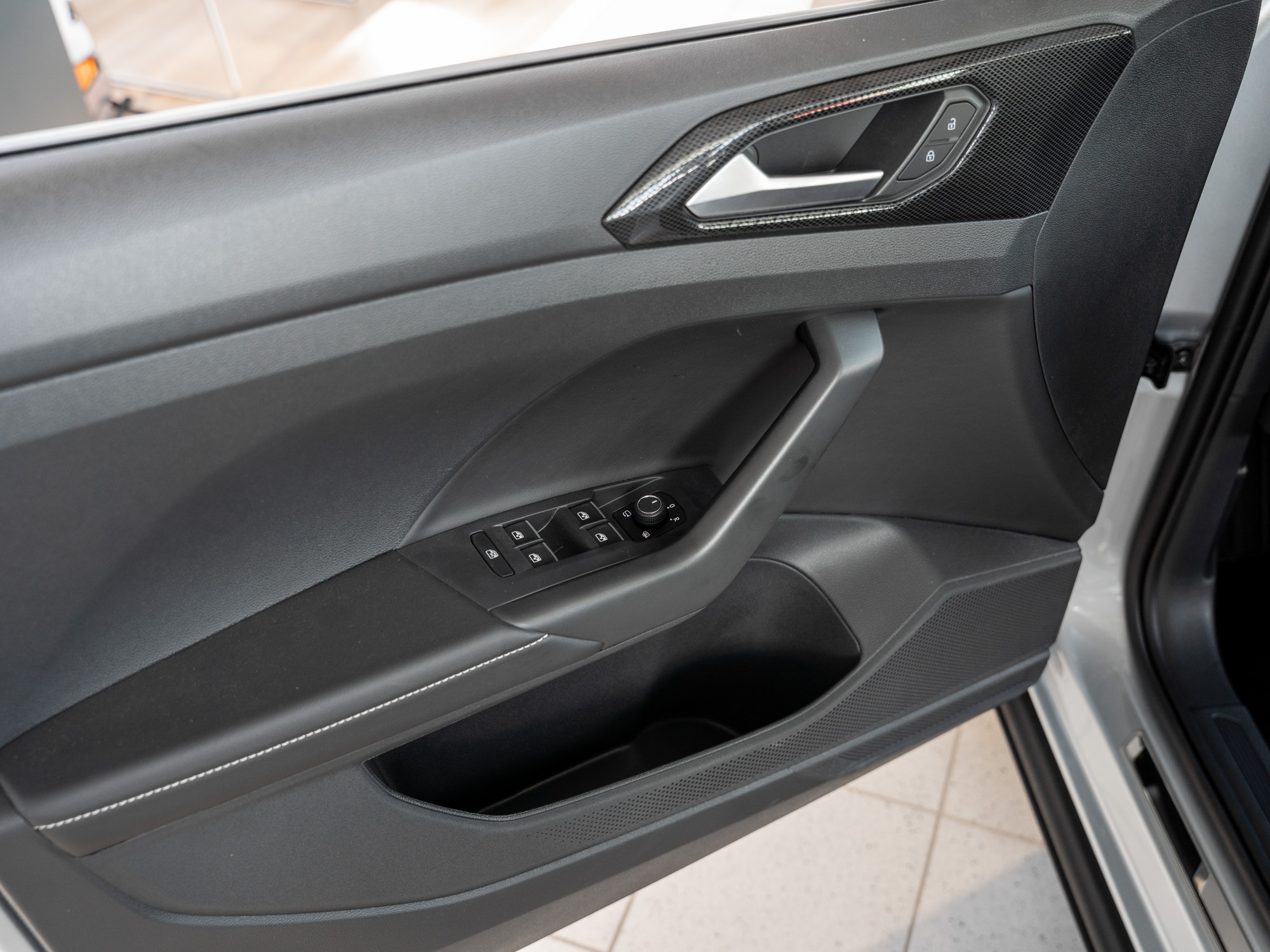 Fahrzeugbild_16 Fahrzeugbild_16