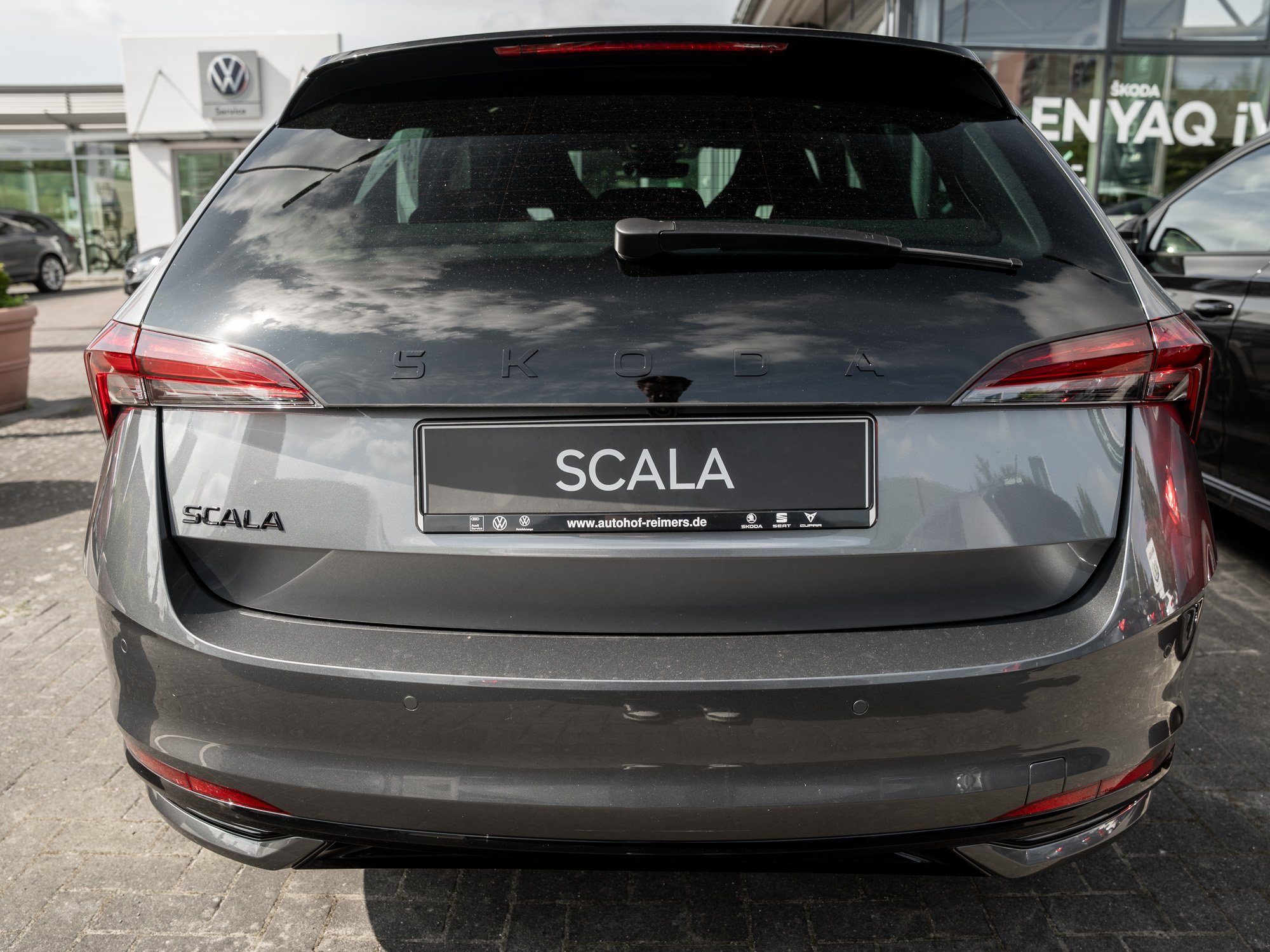 Skoda - Scala Monte Carlo 1.5 TSI DSG ACC Pano SpurH AHK_26