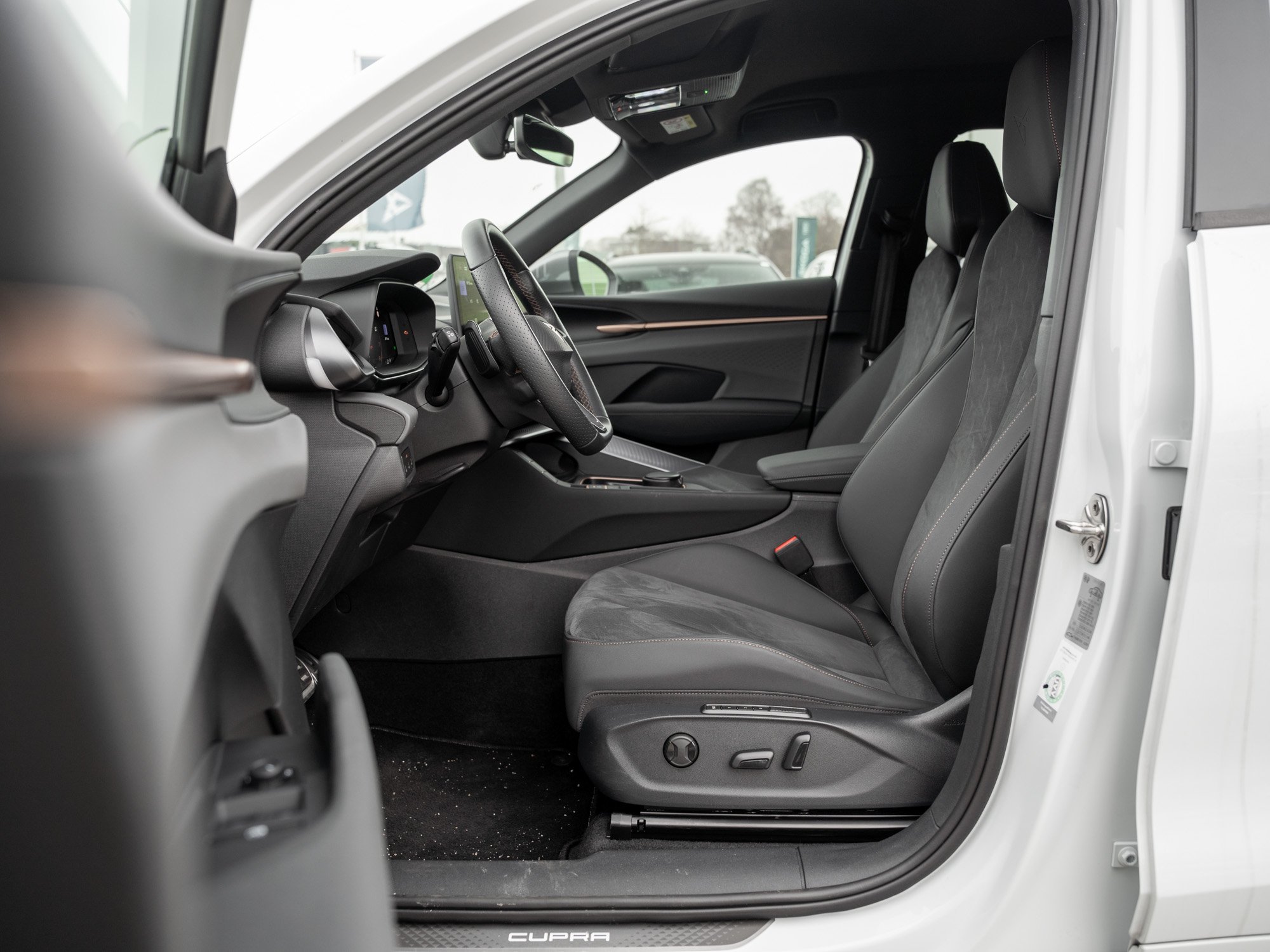 CUPRA - TERRAMAR 1.5 TSI eHYB DSG DCC Kam. Navi Virtual_29