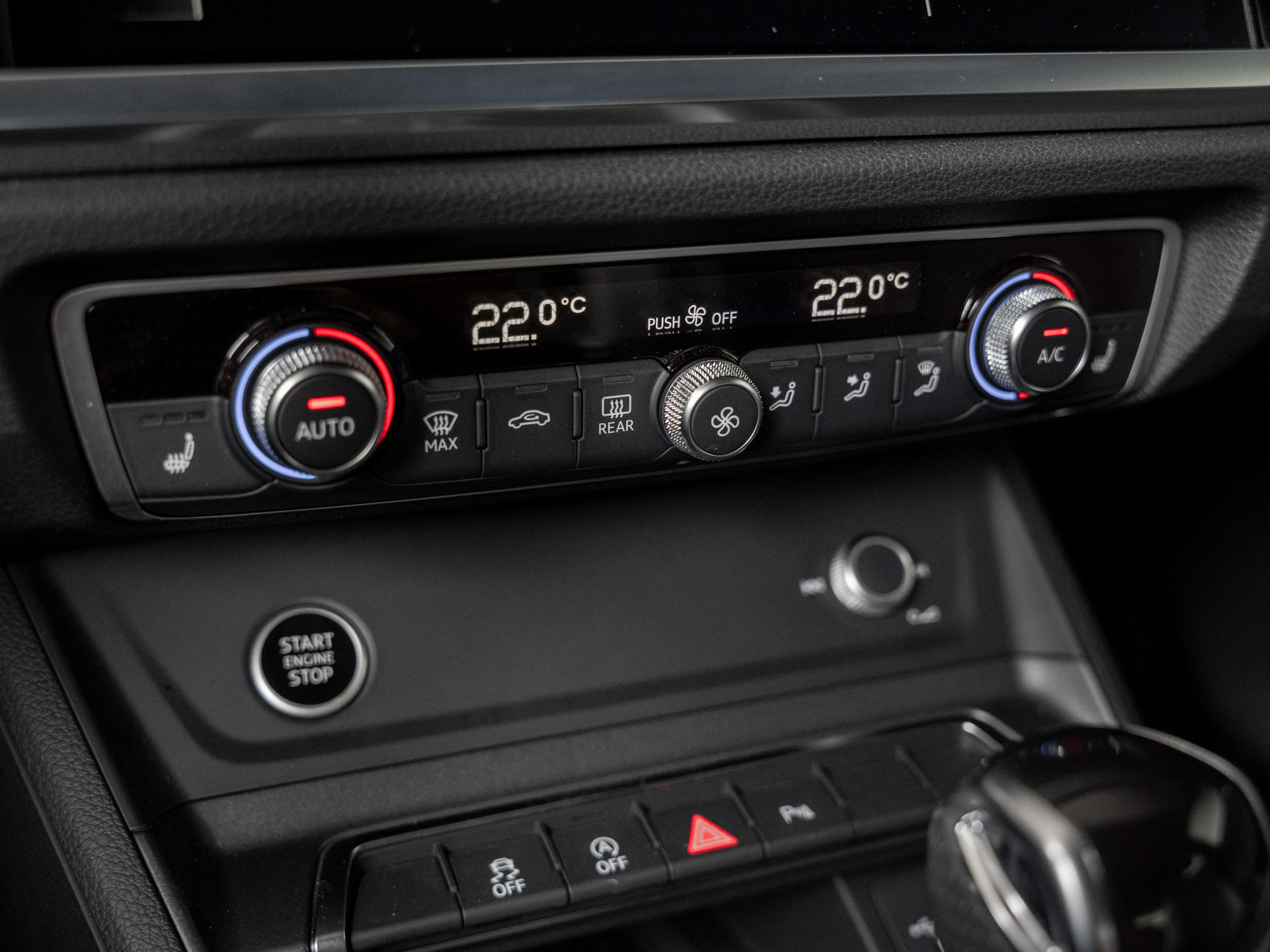 Audi - Q3 S line 35 TFSI 110(150)  S tronic AHK Navi LM_7