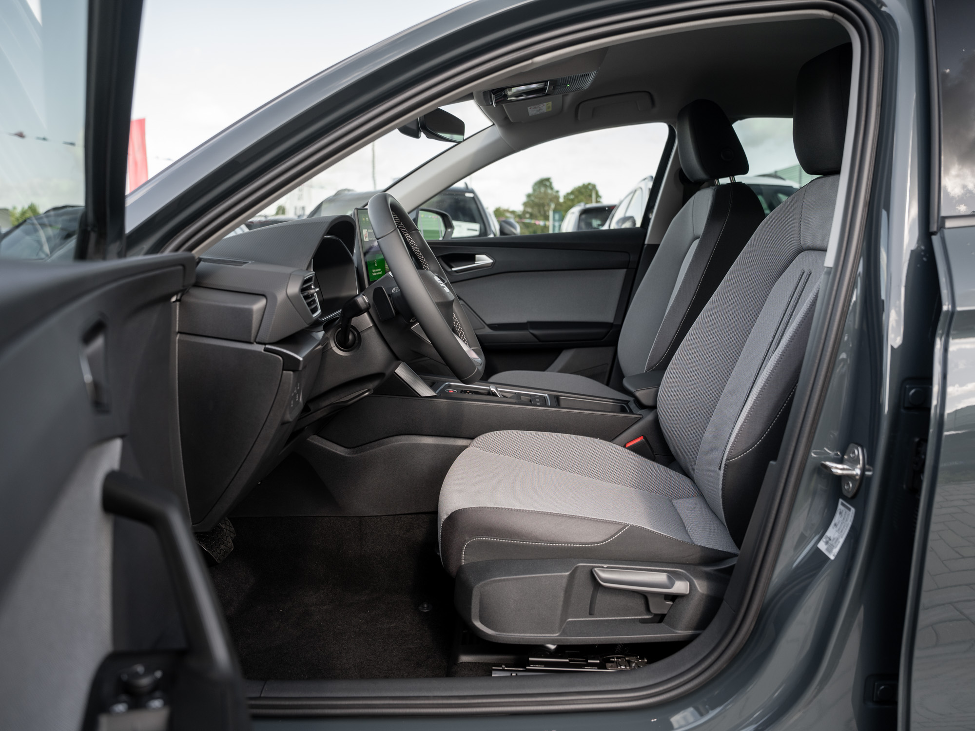 Seat - Leon Road Edition 1.5 NAVI ACC FLA LM LED_27