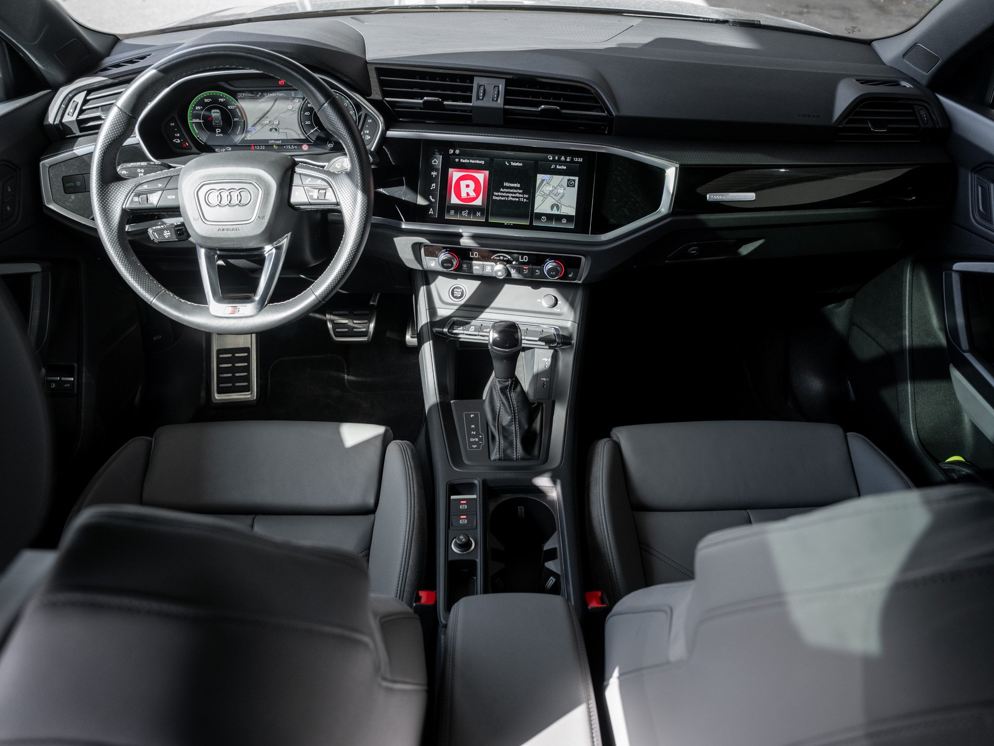 Audi - Q3 45 eTFSI AHK Kam. Navi Pano Sportp. Virtual_29