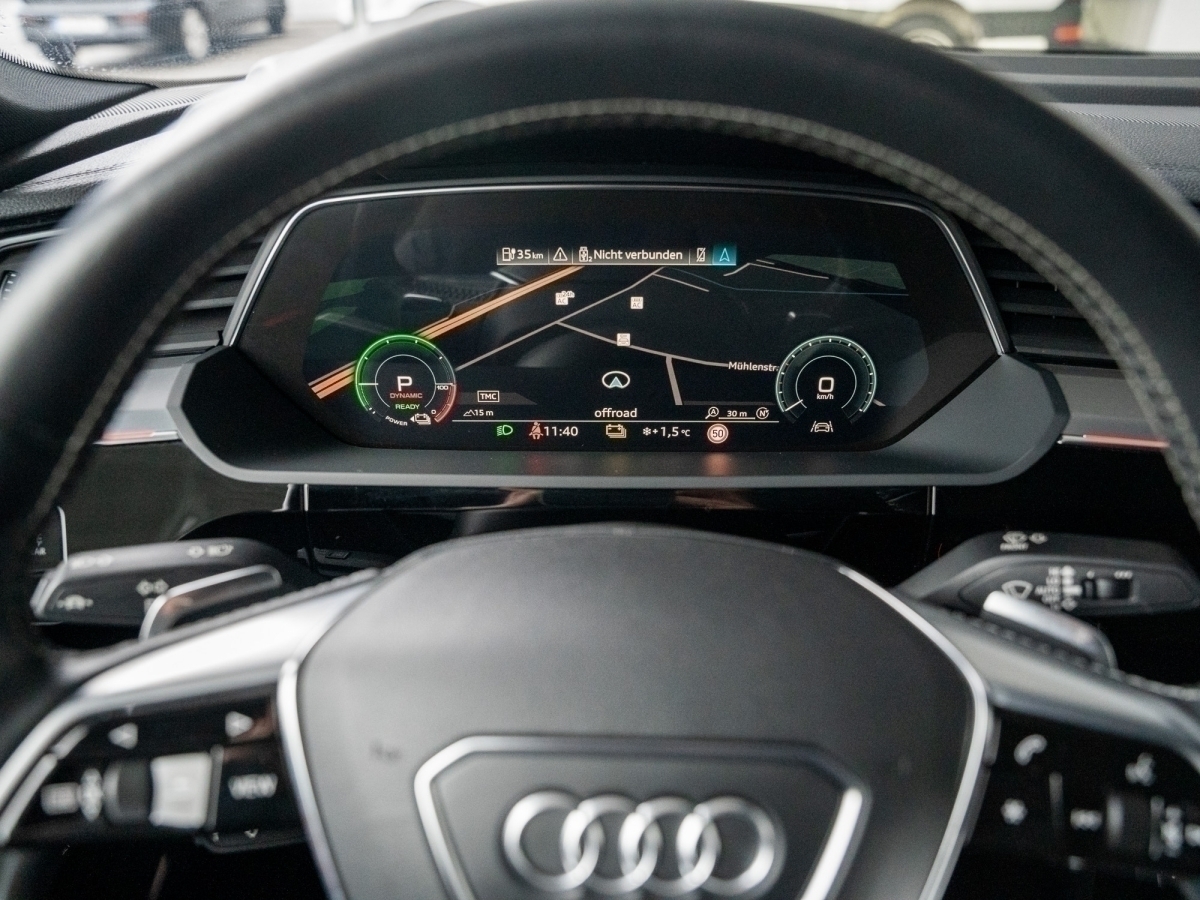 Audi - e-tron Sportback S line S line 50 quattro 230 kW_15