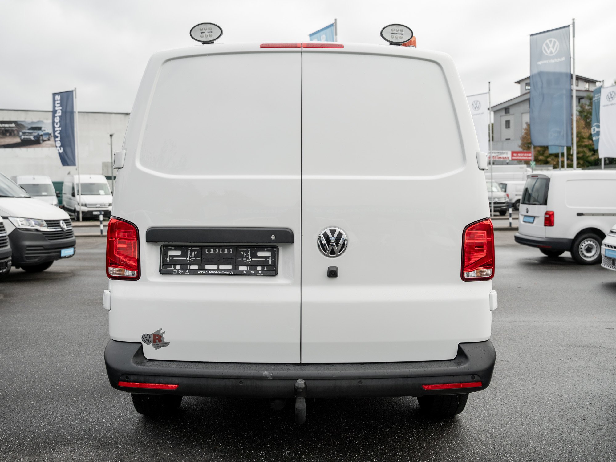 VW - T6.1 Transporter Kasten kurzer Radstand AHK Kam._21