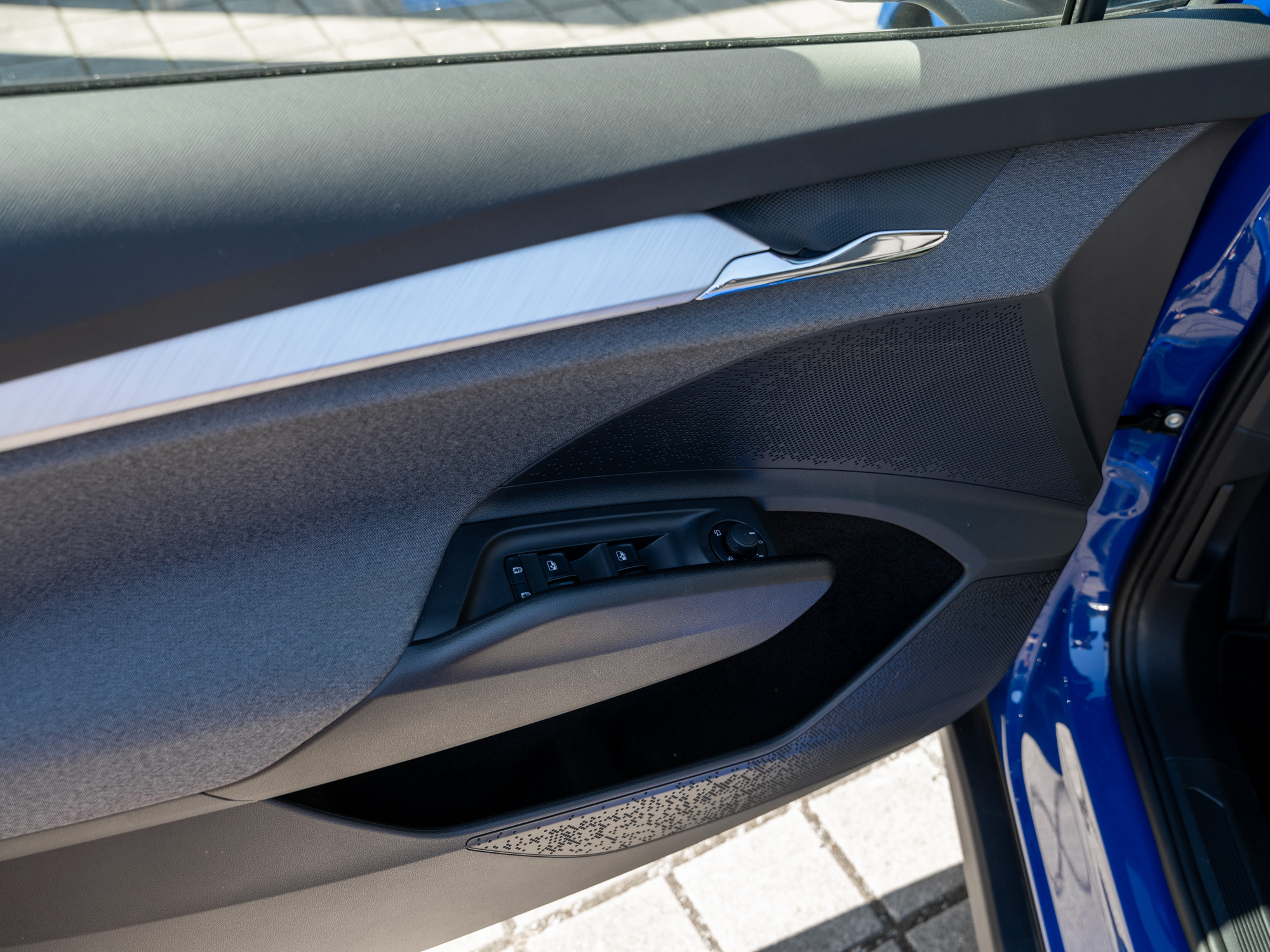 Skoda - ENYAQ iV 60 ACC SpurH LM LED KeyLess Leder_19