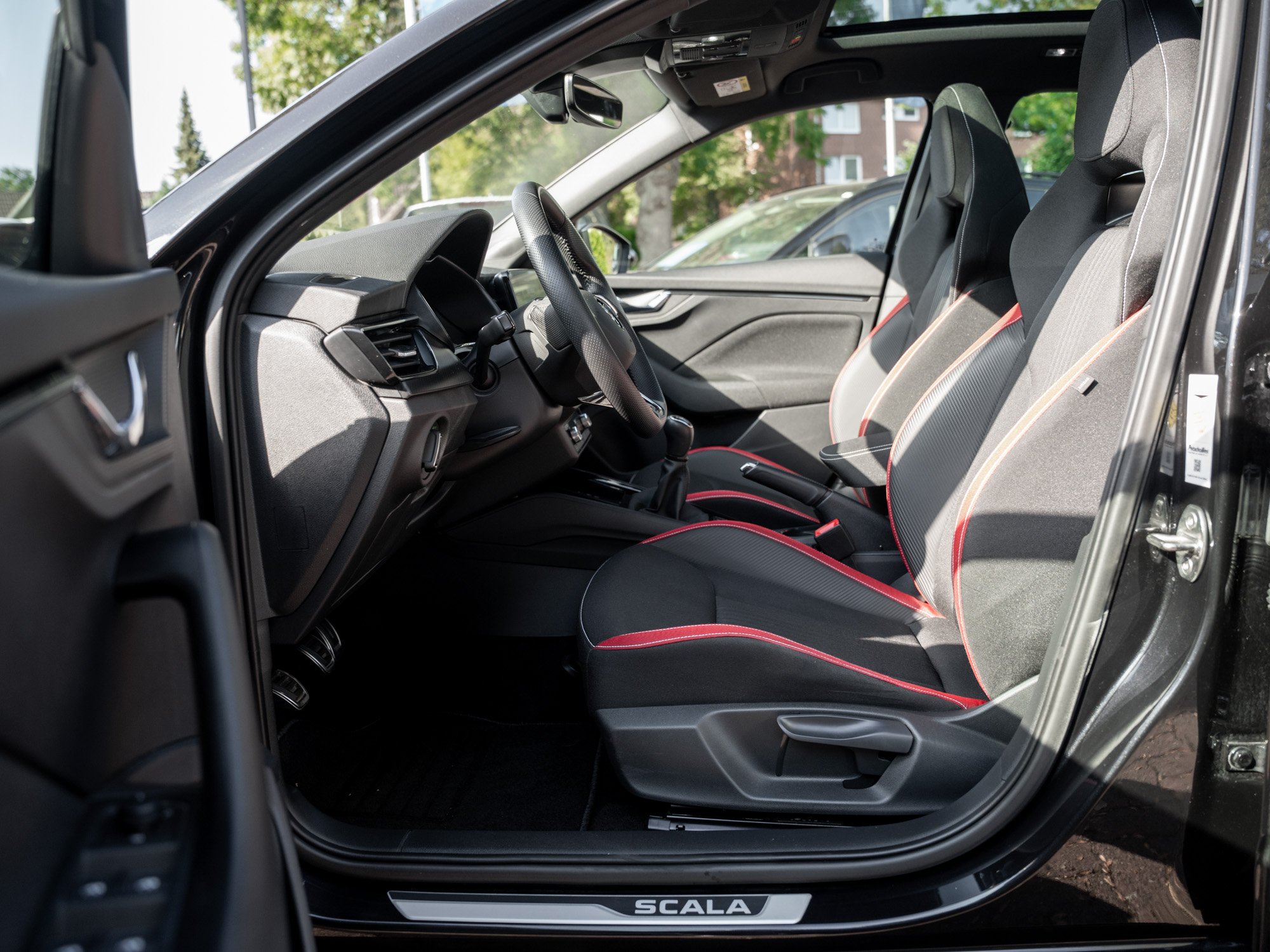 Skoda - SCALA MONTE CARLO 1.0 TSI 5-GANG Pano Pano LED_26