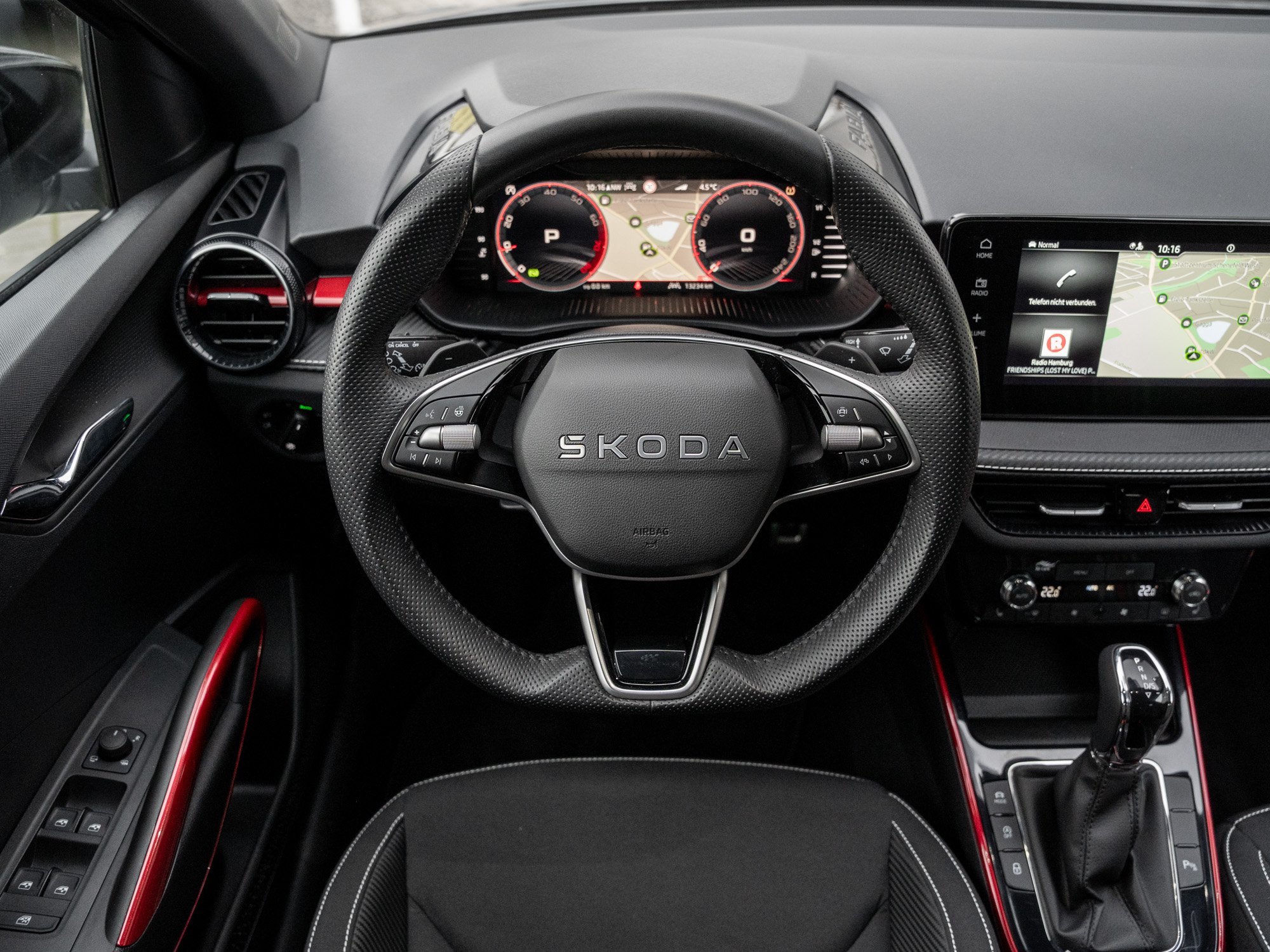 Skoda - FABIA MONTE CARLO 1.5 TSI DSG Kam. Navi Virtual_2