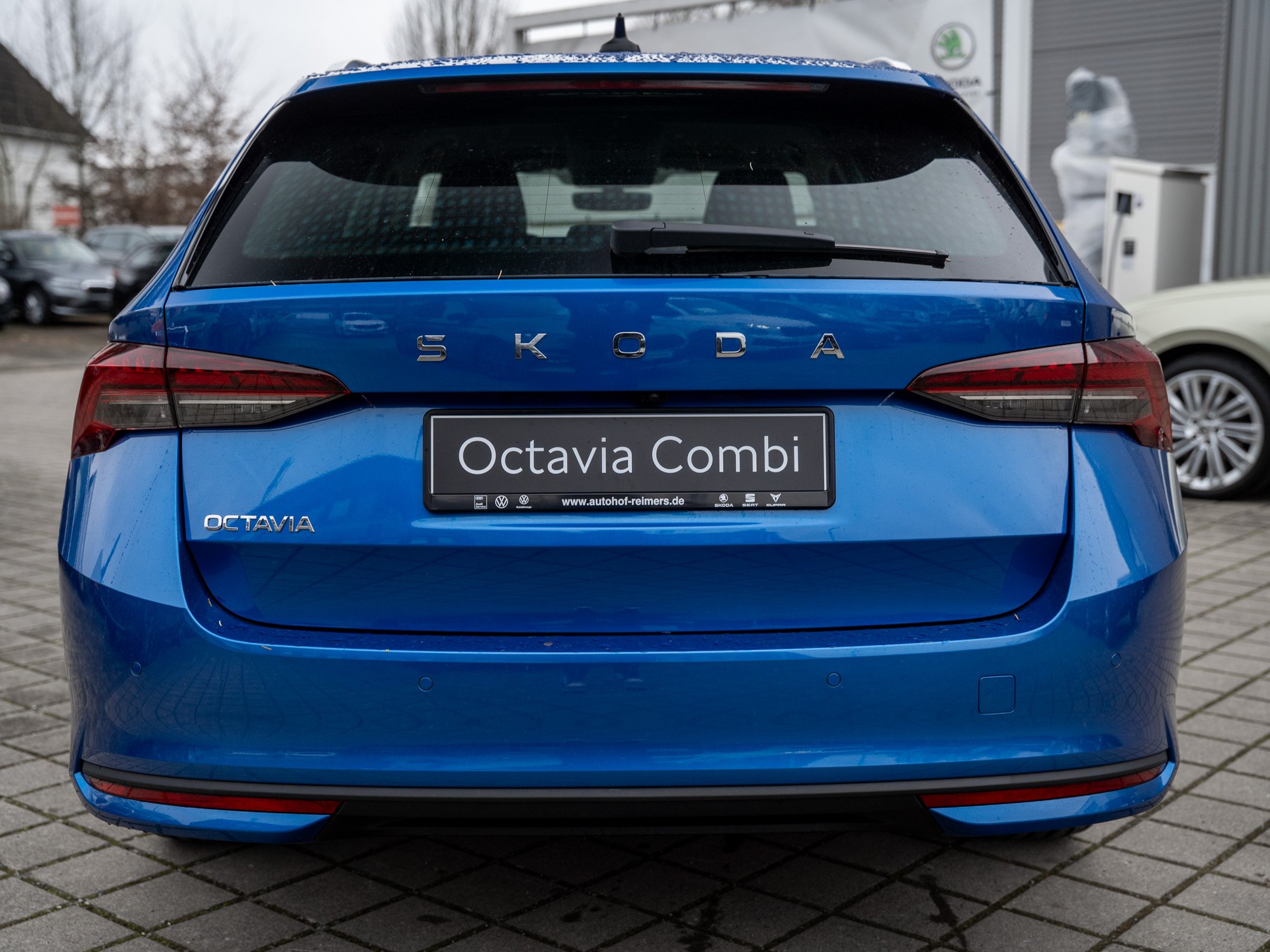 Skoda - Octavia Combi Balance 1.5 TSI mHEV AHK Navi_26