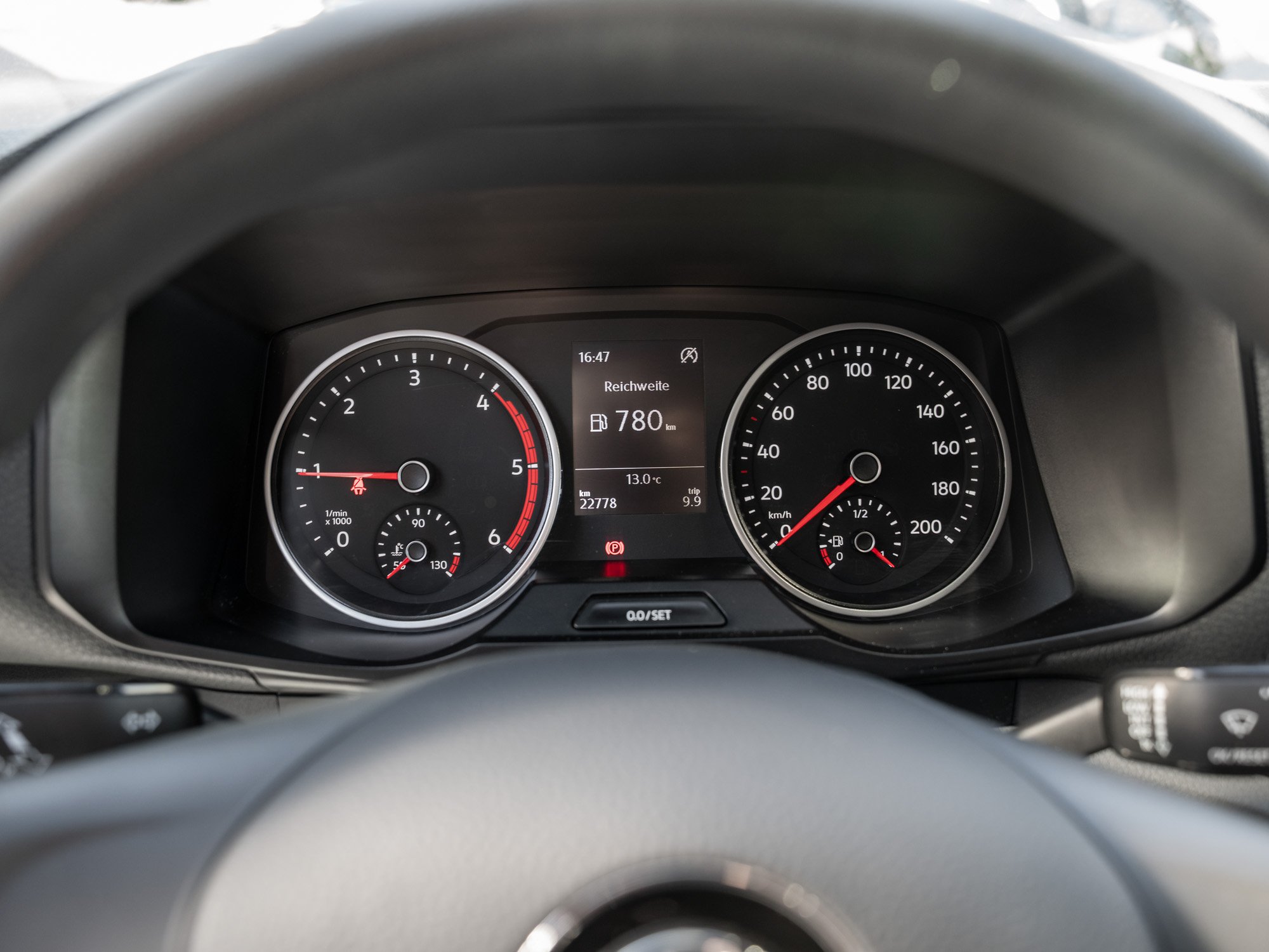 VW - Crafter 35 Kasten L2H2 2.0TDI KLIMA+PDC+3-SITZER_9