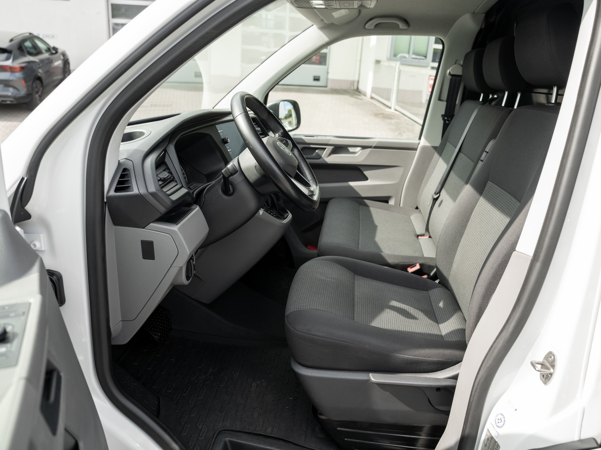 VW - T6.1 Kasten LR 2.0TDI DSG+LED+NAVI+STANDH Navi_24