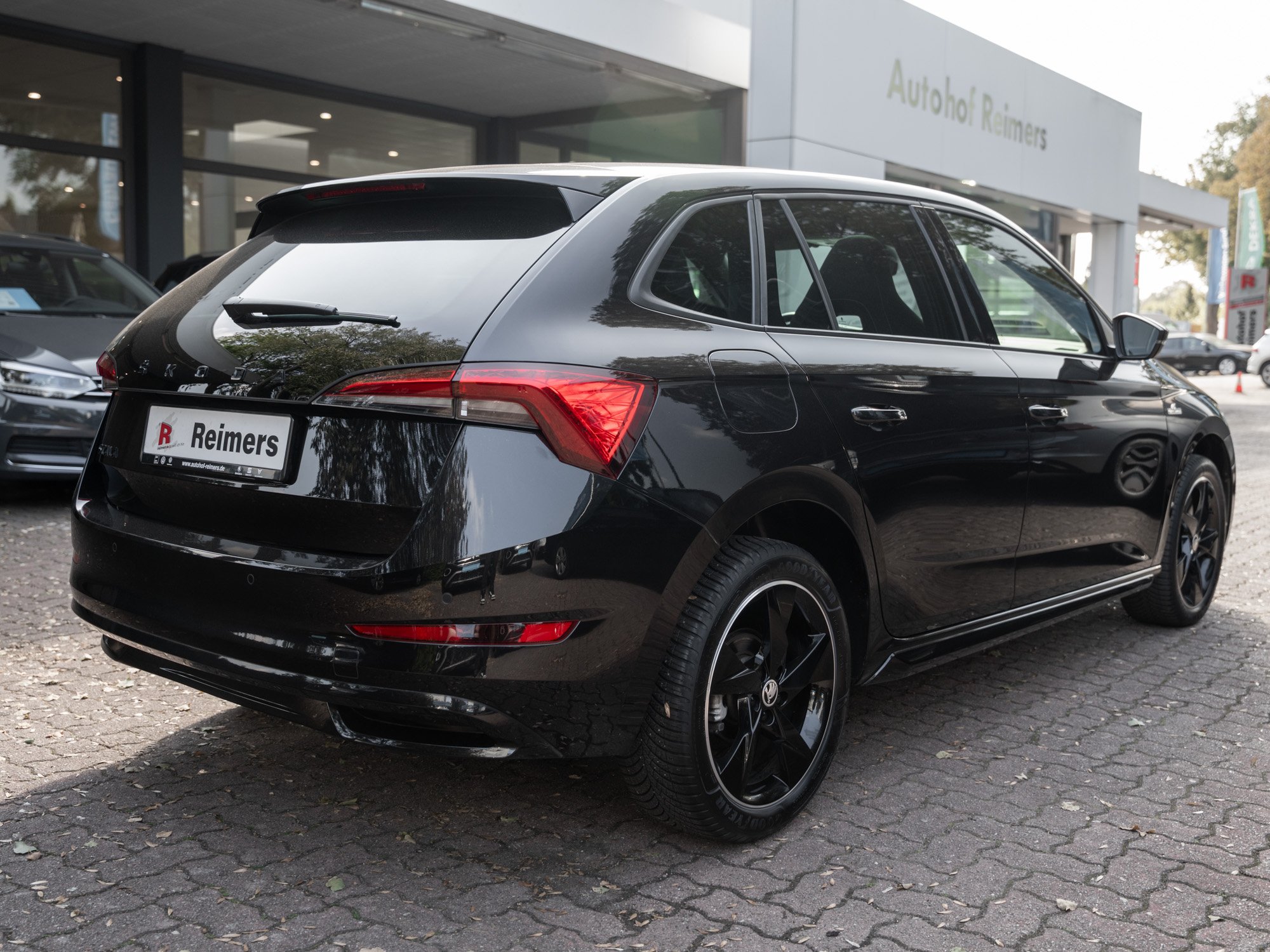 Skoda - SCALA MONTE CARLO 1.0 TSI 5-GANG Pano Pano LED_23