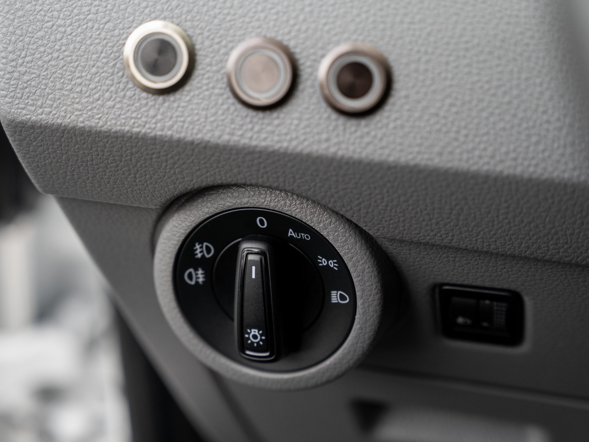 VW - T6.1 Transporter Kasten kurzer Radstand AHK Kam._10