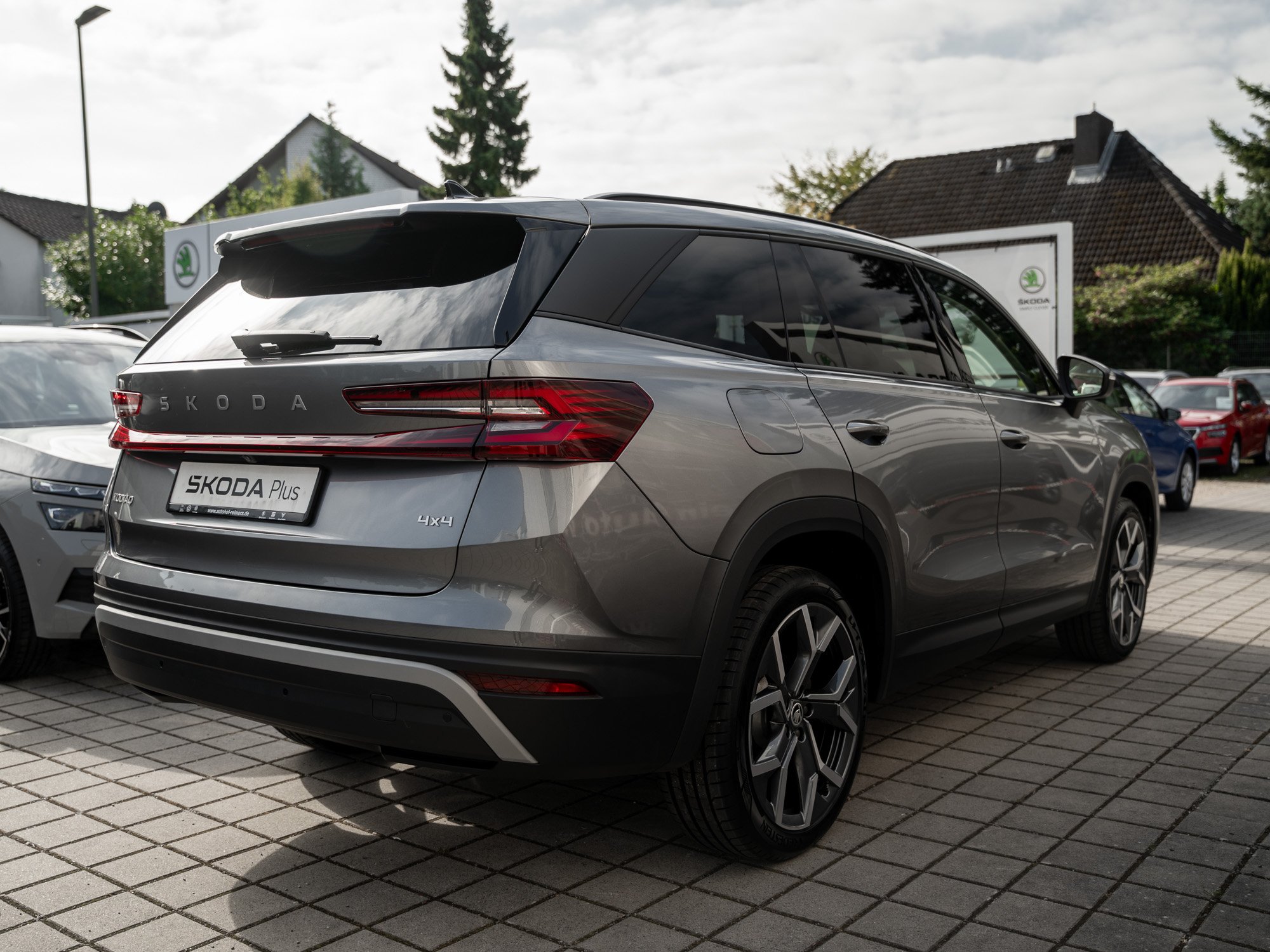 Skoda - Kodiaq Selection 2.0 TDi DSG 4x4 ACC HUD LM 4xSHZ_25