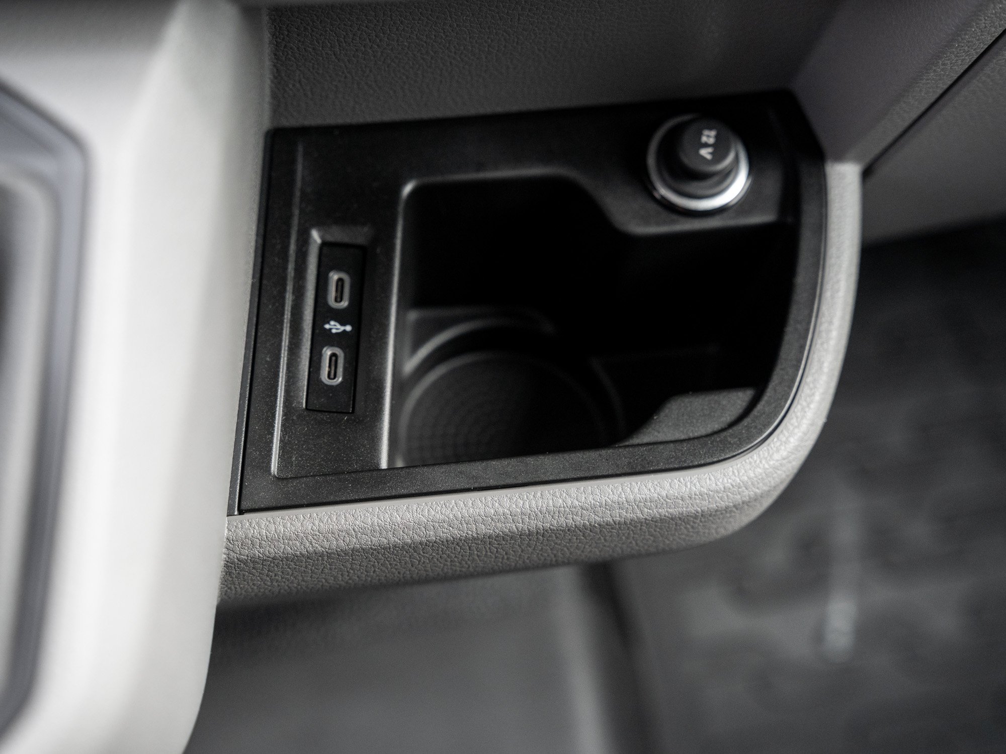 VW - T6.1 Transporter Kasten kurzer Radstand AHK Kam._7