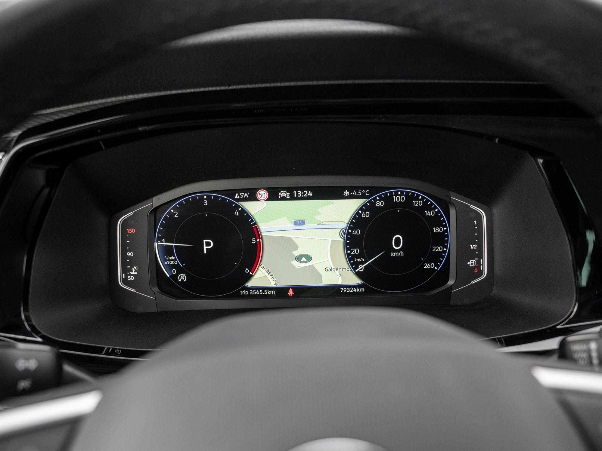 VW - T6.1 Multivan Comfortline   Comf.KR150 TDIAU7 LM_10