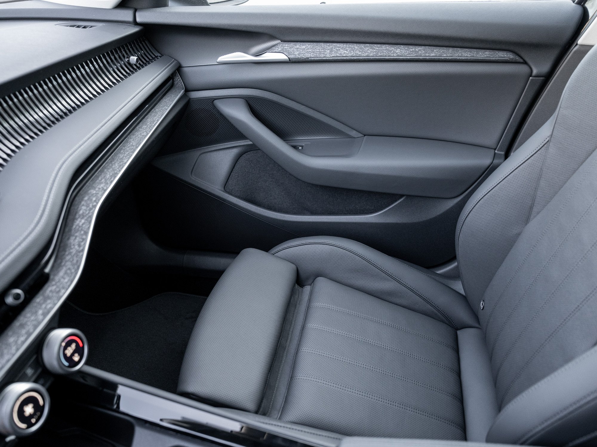 Skoda - Superb Combi 1.5 TSI iV W Selection AHK Kam. 360_16