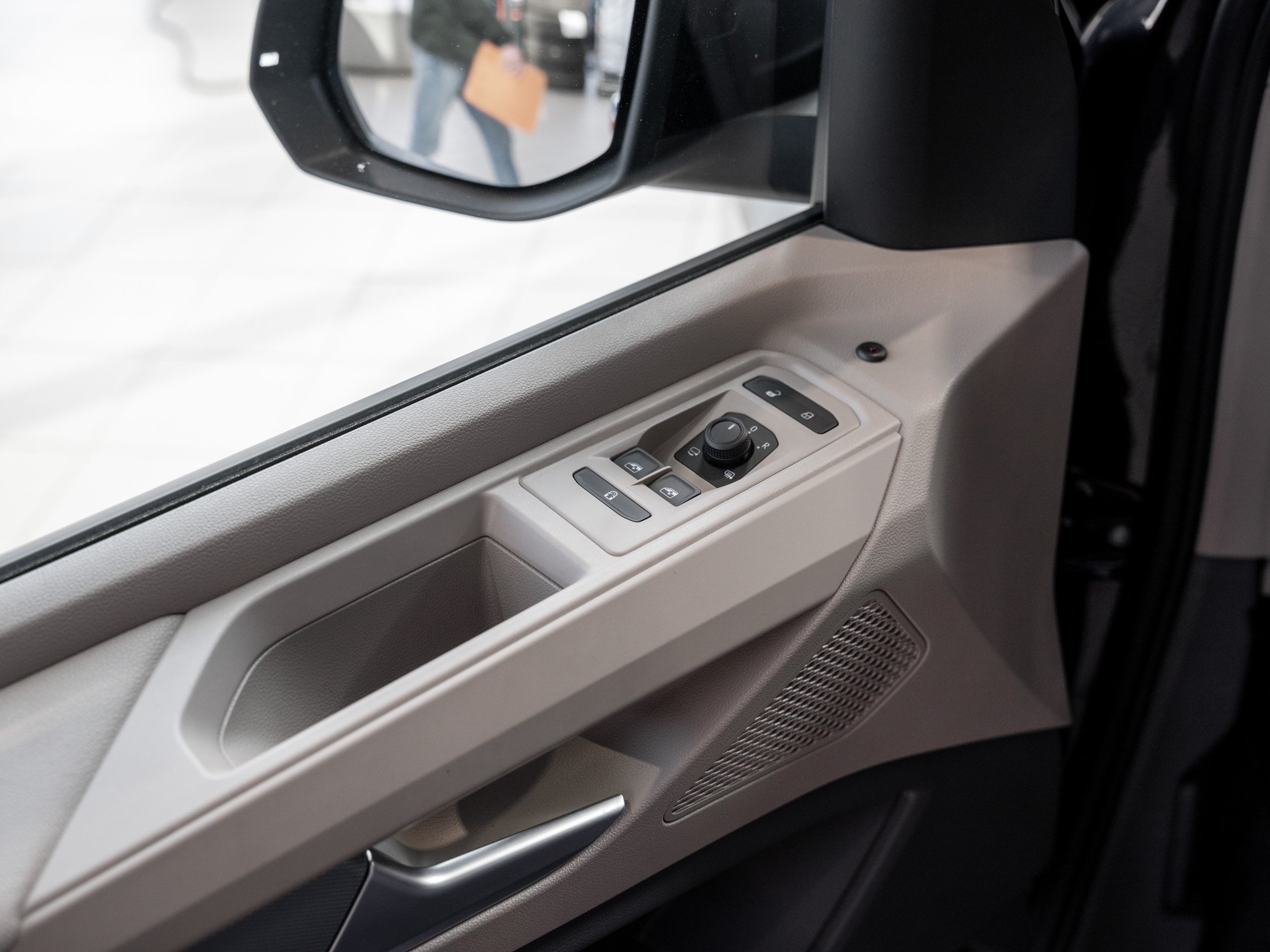 VW - T7 California Coast 2.0TDI NAVI+AHK+RFK+PLA AHK_21